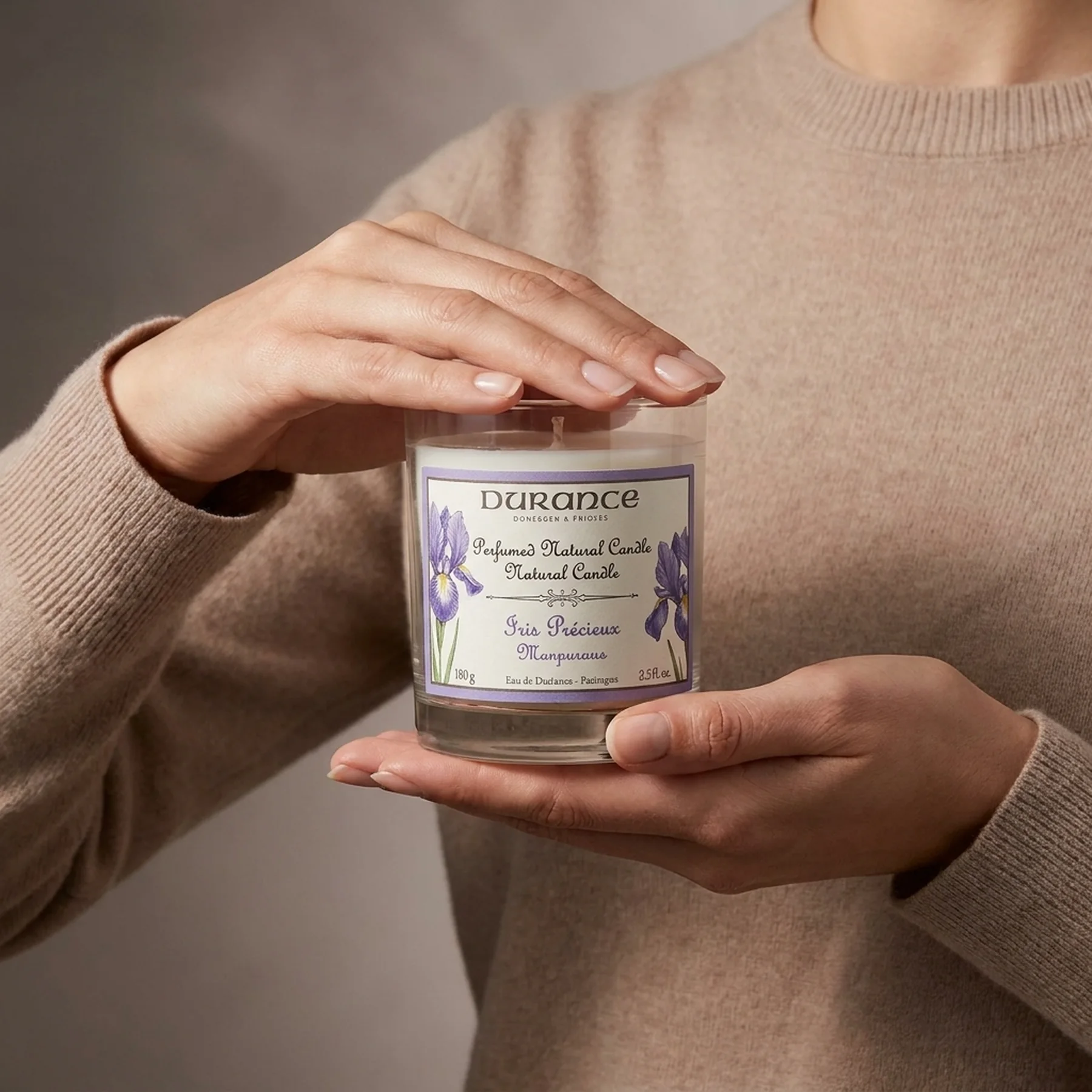 Парфюмированная свеча Durance Perfumed Natural Candle 180 г Ірис