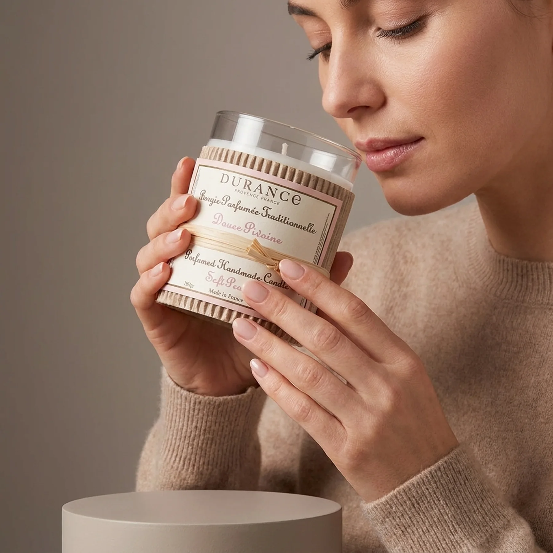 Парфюмированная свеча Durance Wood Wick Scented Candle 280 г Солодка півонія