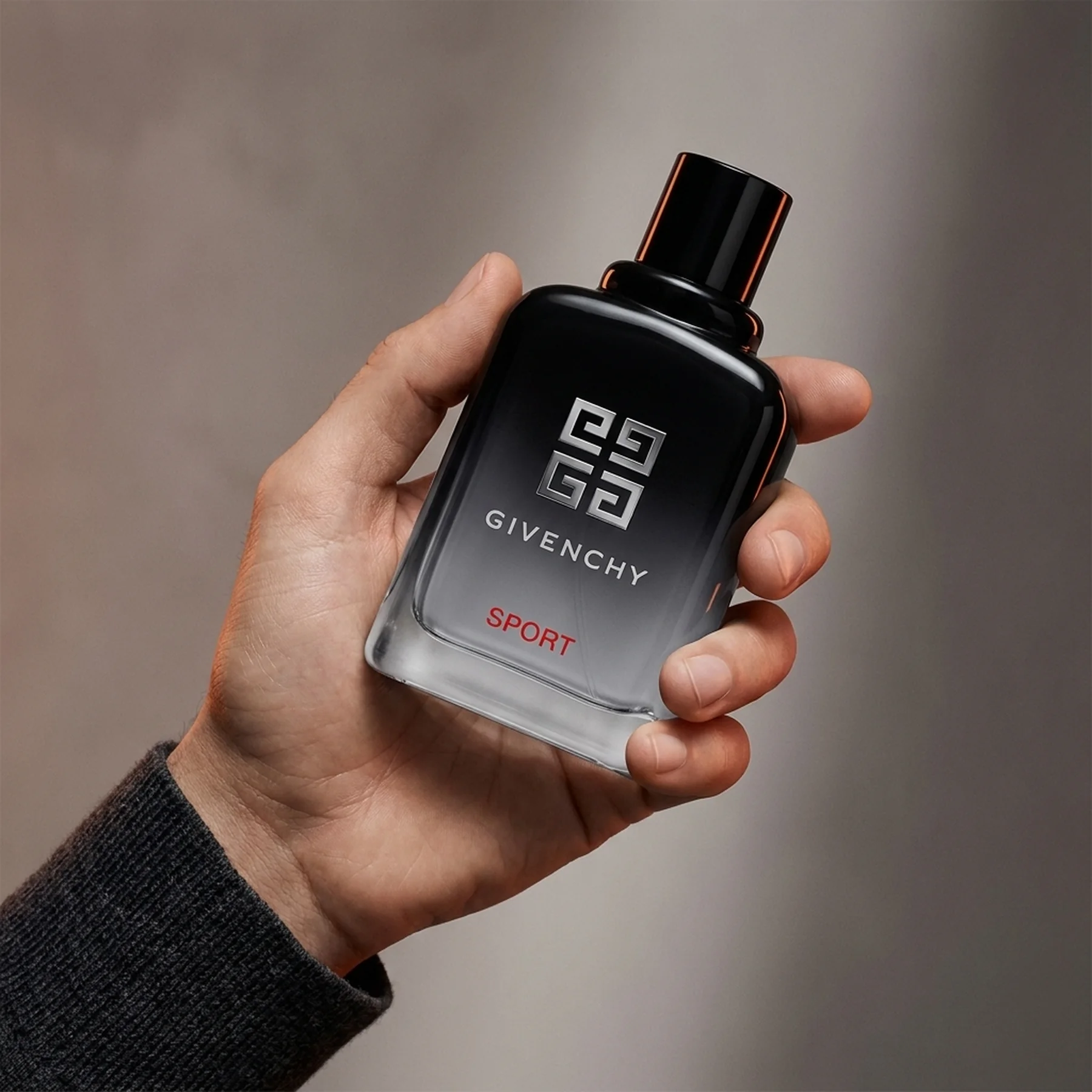 Парфюмированная вода для мужчин Givenchy Gentleman Society Sport 60 мл