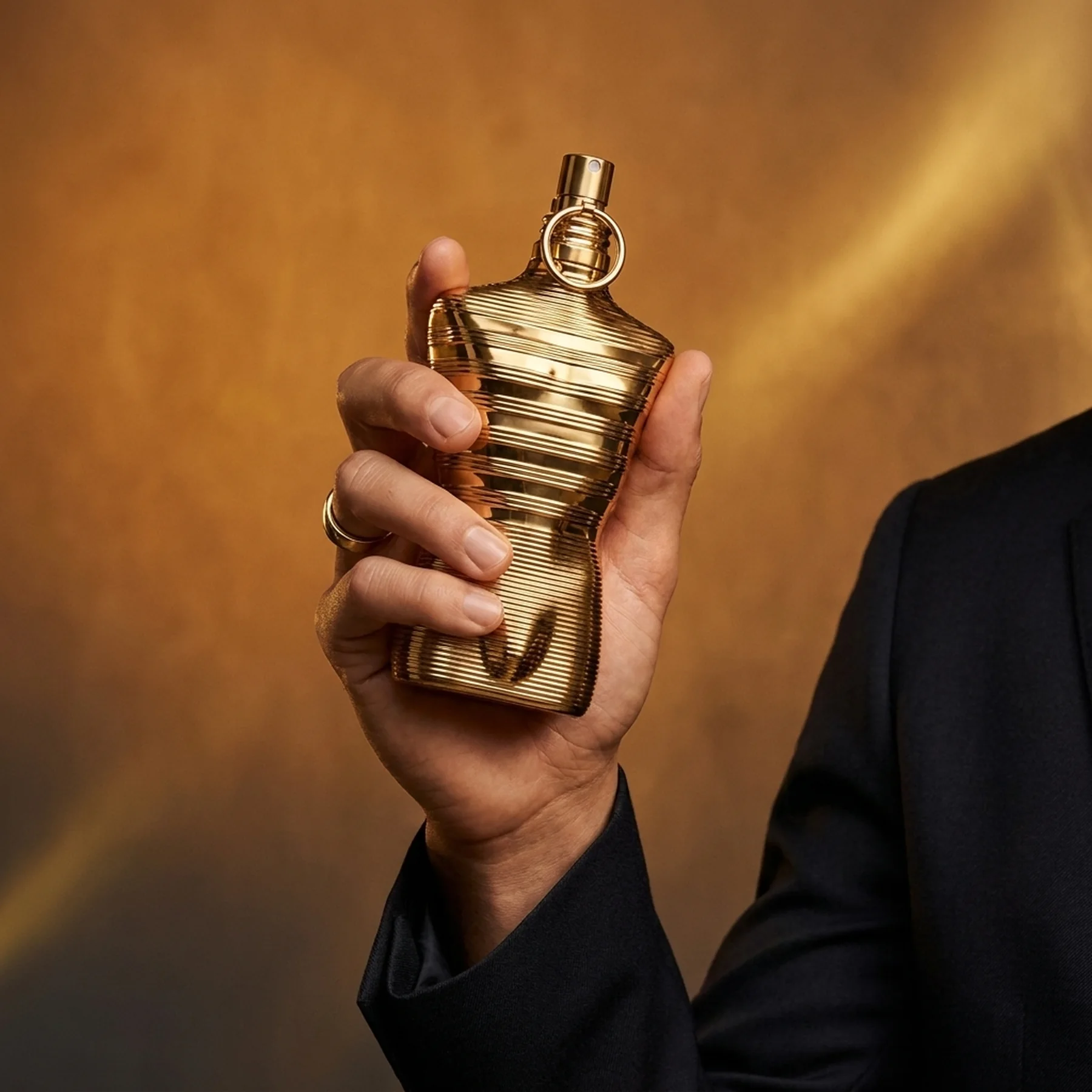 Парфюмированная вода для мужчин Jean Paul Gaultier Le Male Elixir Absolu 75 мл