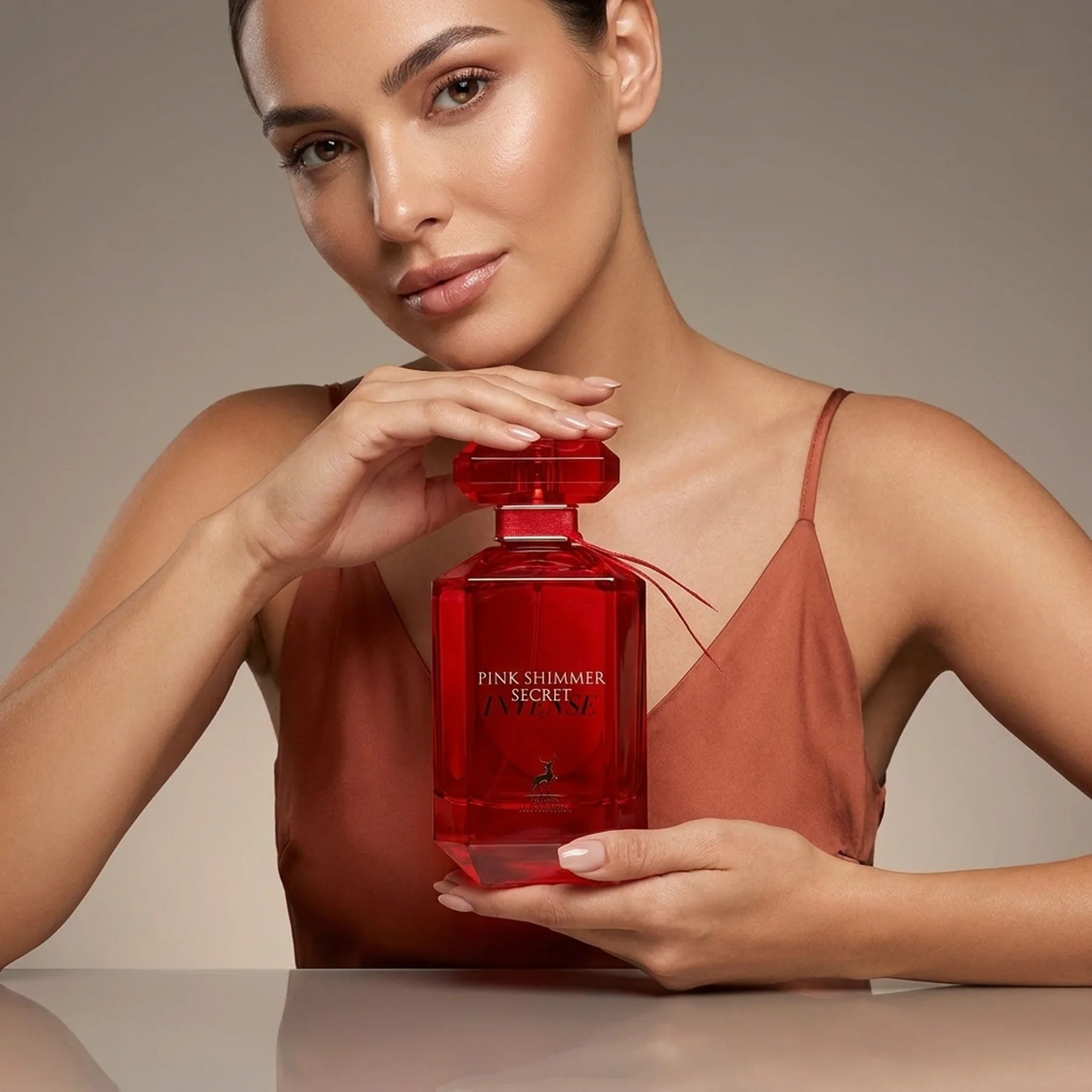 Парфюмированная вода для женщин Alhambra Pink Shimmer Secret Intense 100 мл