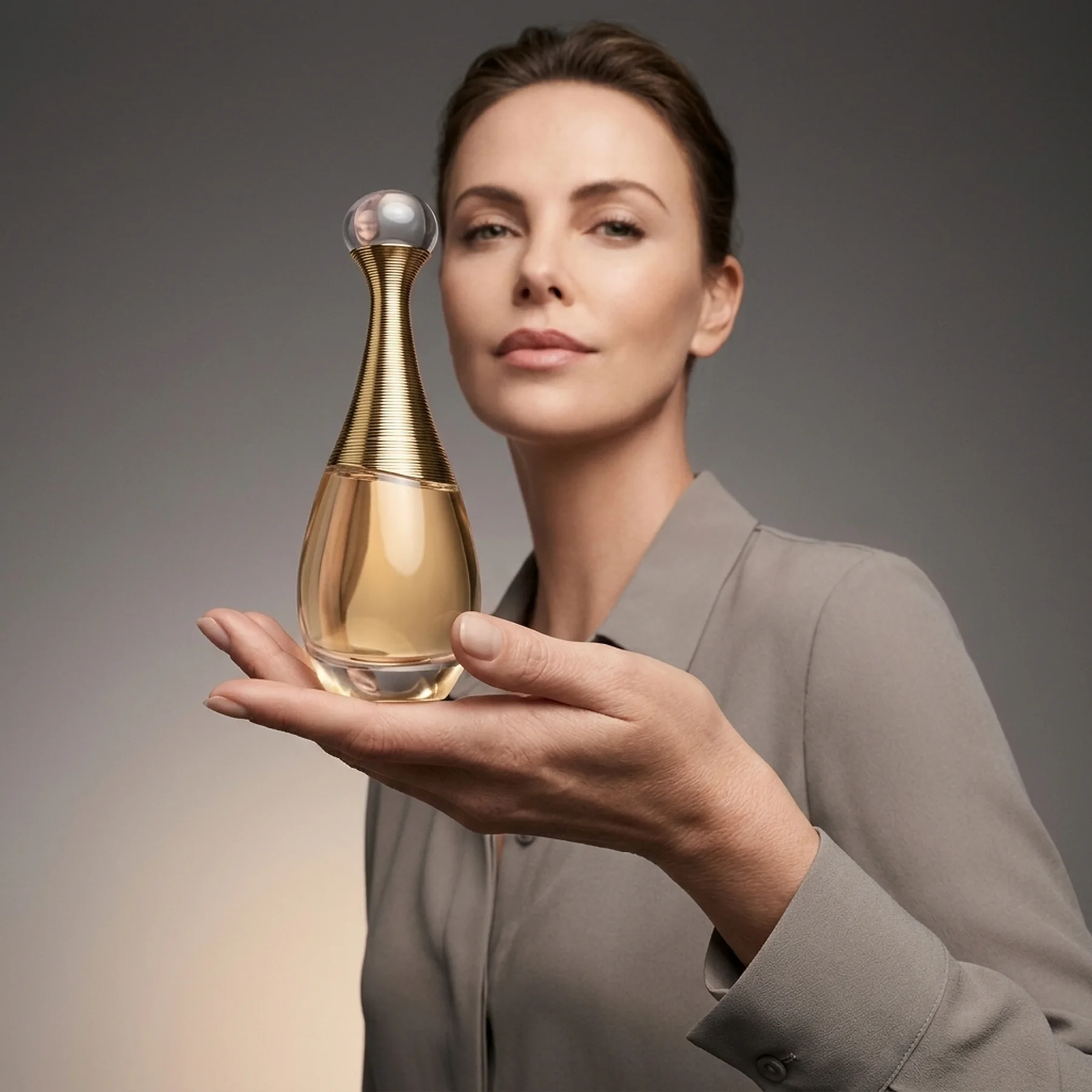 Парфюмированная вода для женщин Dior J'adore Eau De Parfum 30 мл