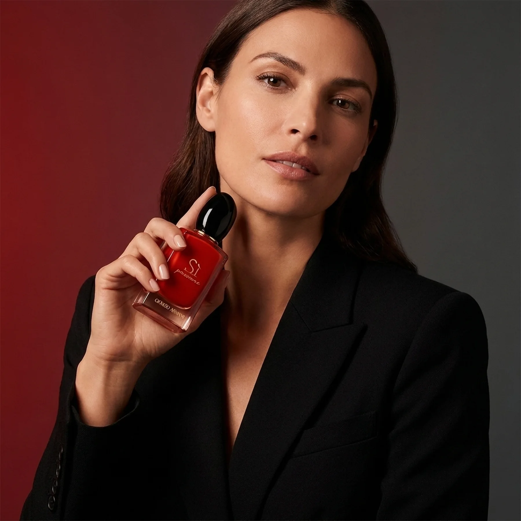 Парфюмированная вода для женщин Giorgio Armani Si Passione Intense Eau de Parfum Refillable 100 мл
