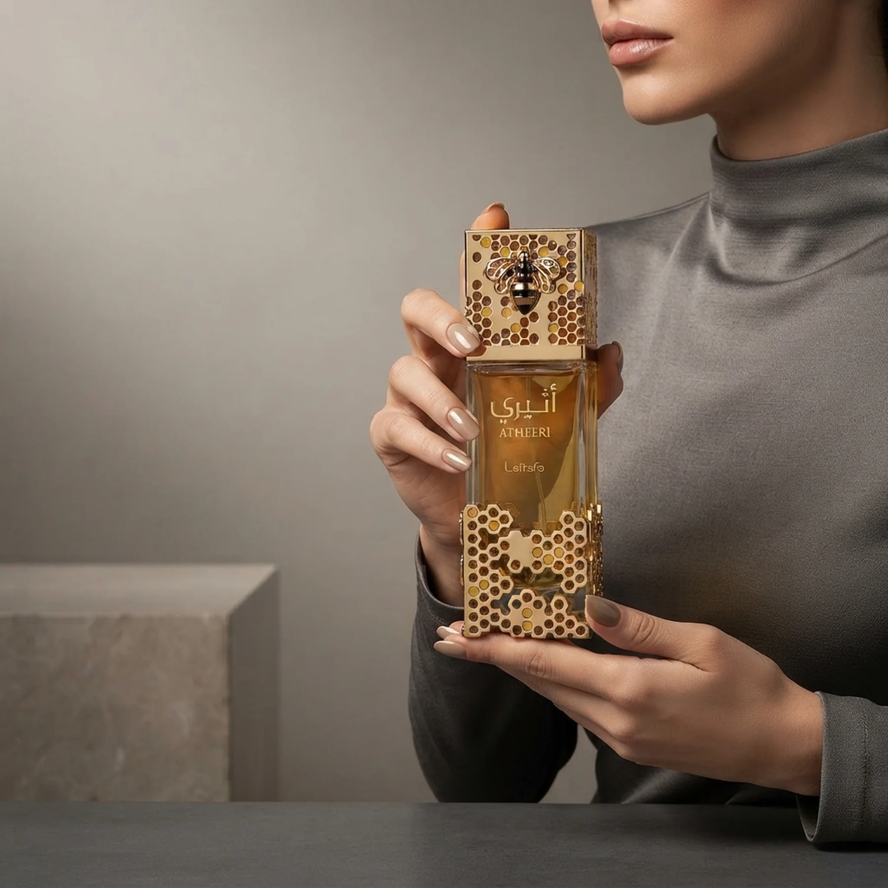 Парфюмированная вода для женщин Lattafa Perfumes Atheeri 100 мл