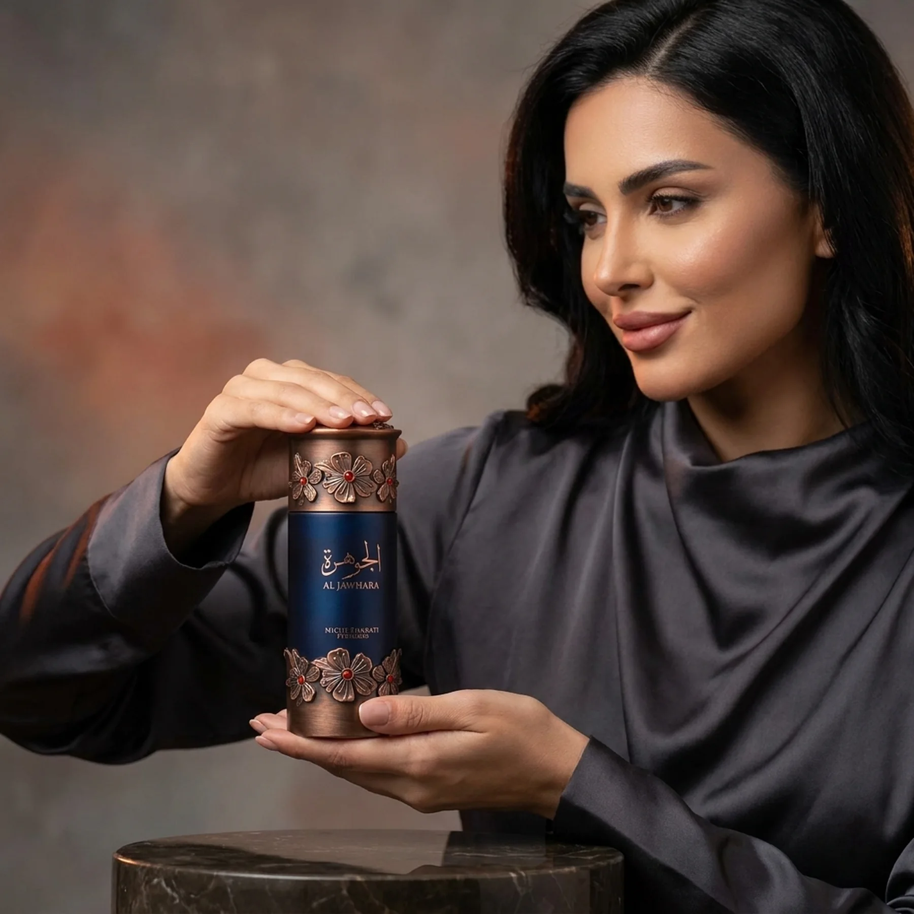 Парфюмированная вода для женщин Lattafa Perfumes Niche Emarati Al Jawhara 100 мл