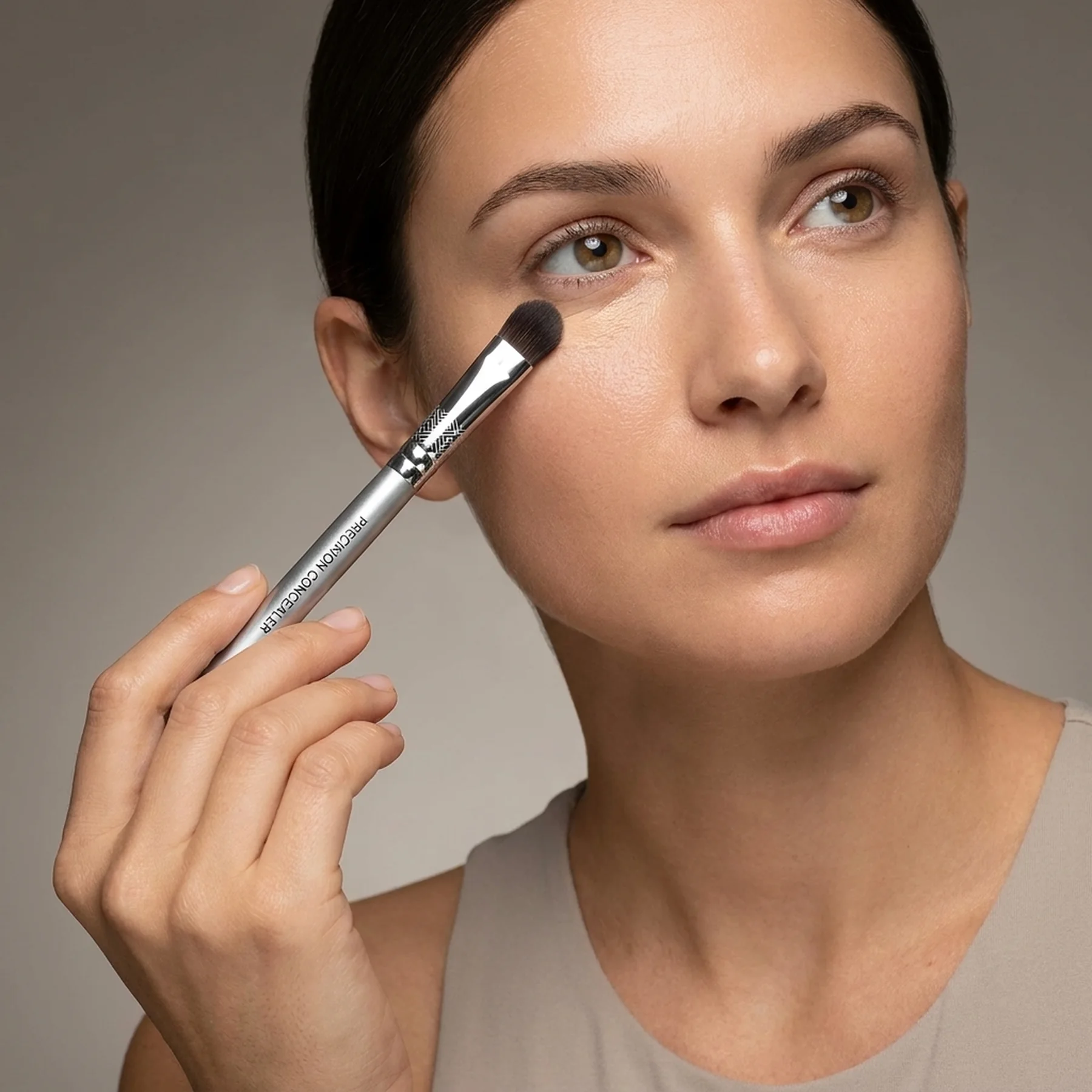 Кисть для консилера F04 MESAUDA F04 Precision Concealer Brush