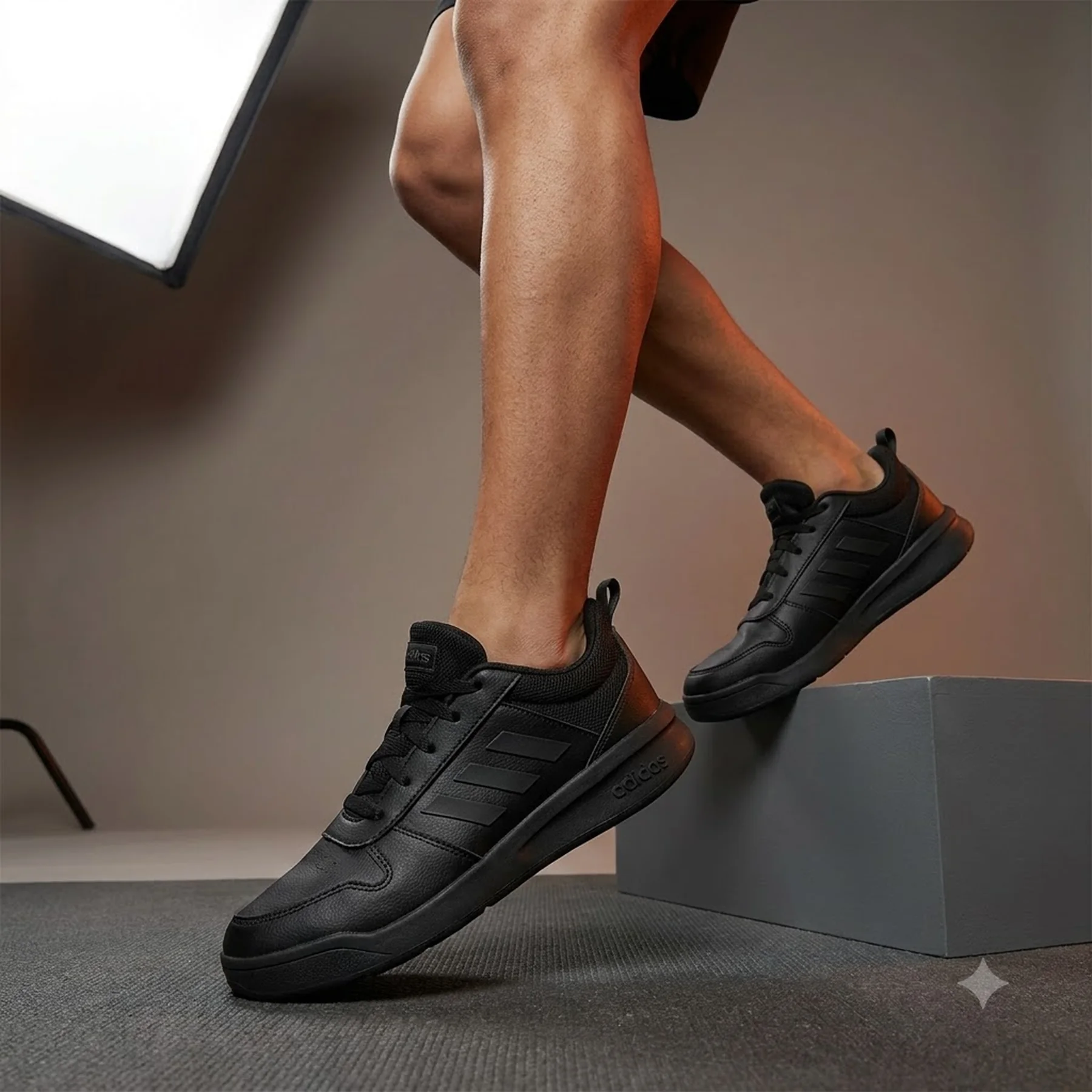 Підліткові кросівки Tensaur Sport 2.0 K GW6424 Adidas 3,5 (36) Чорний