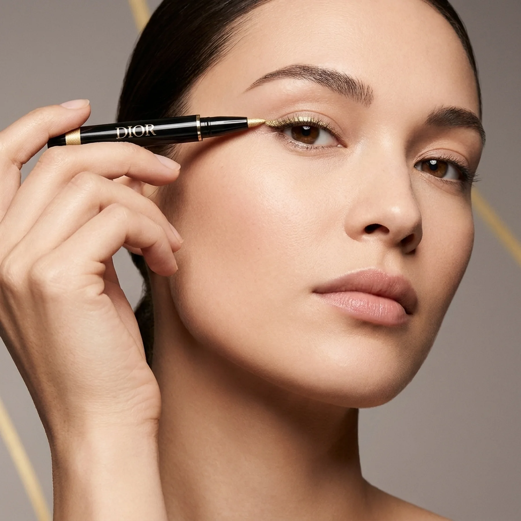 Подводка Dior Diorshow Stylo Waterproof Eyeliner 556 Pearly Gold