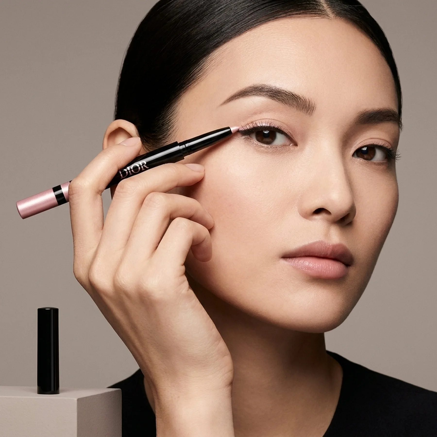 Подводка Dior Diorshow Stylo Waterproof Eyeliner 846 Pearly Pink