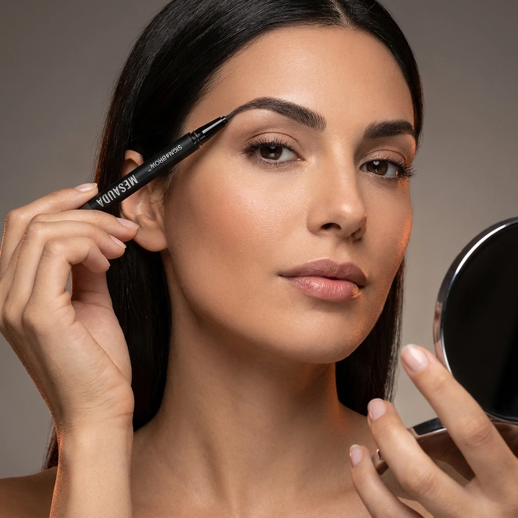 Подводка для бровей MESAUDA Signabrow Brow Pen 0.6 мл 104 DARK