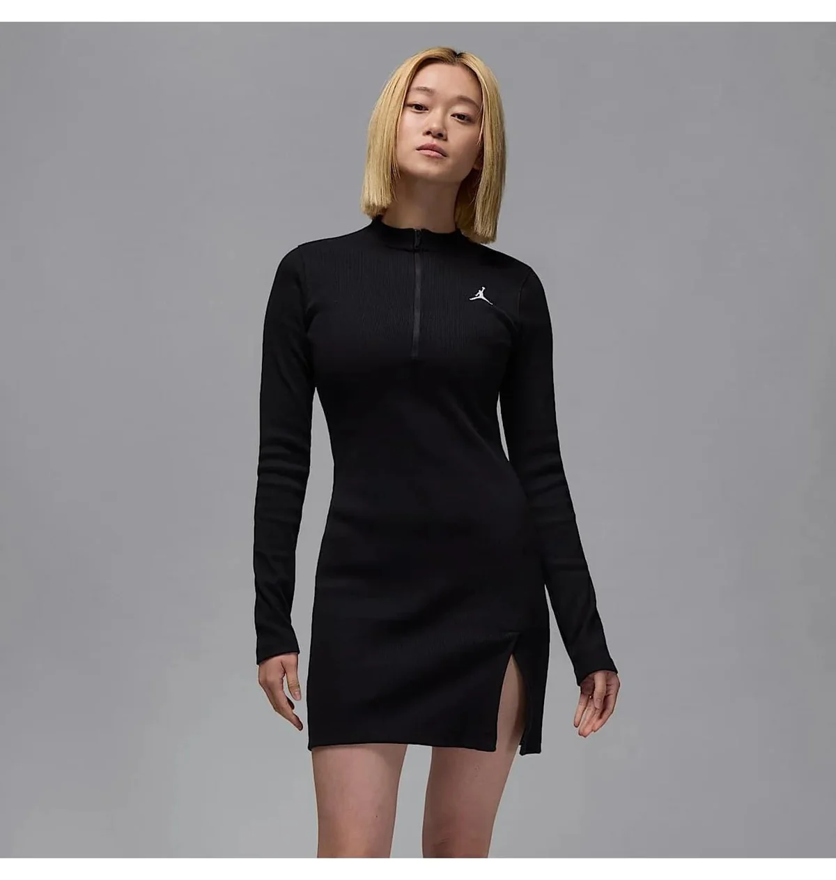 Плаття жіноче Nike 1/2-Zip Long-Sleeve Knit (HF9477-010)