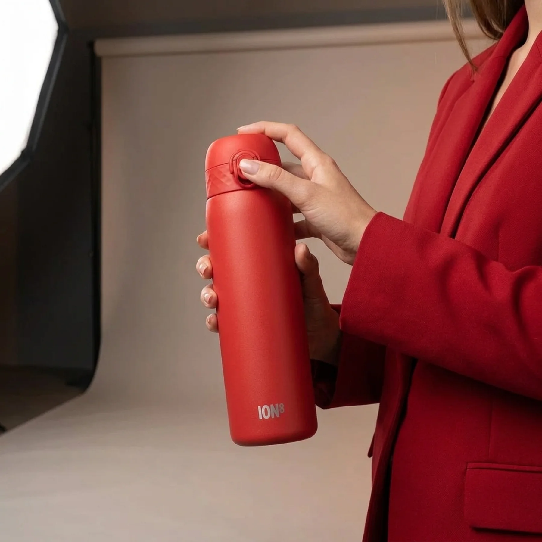 Пляшка для води металева вакуумна ION8 500 мл. Vacuum Insulated, Red