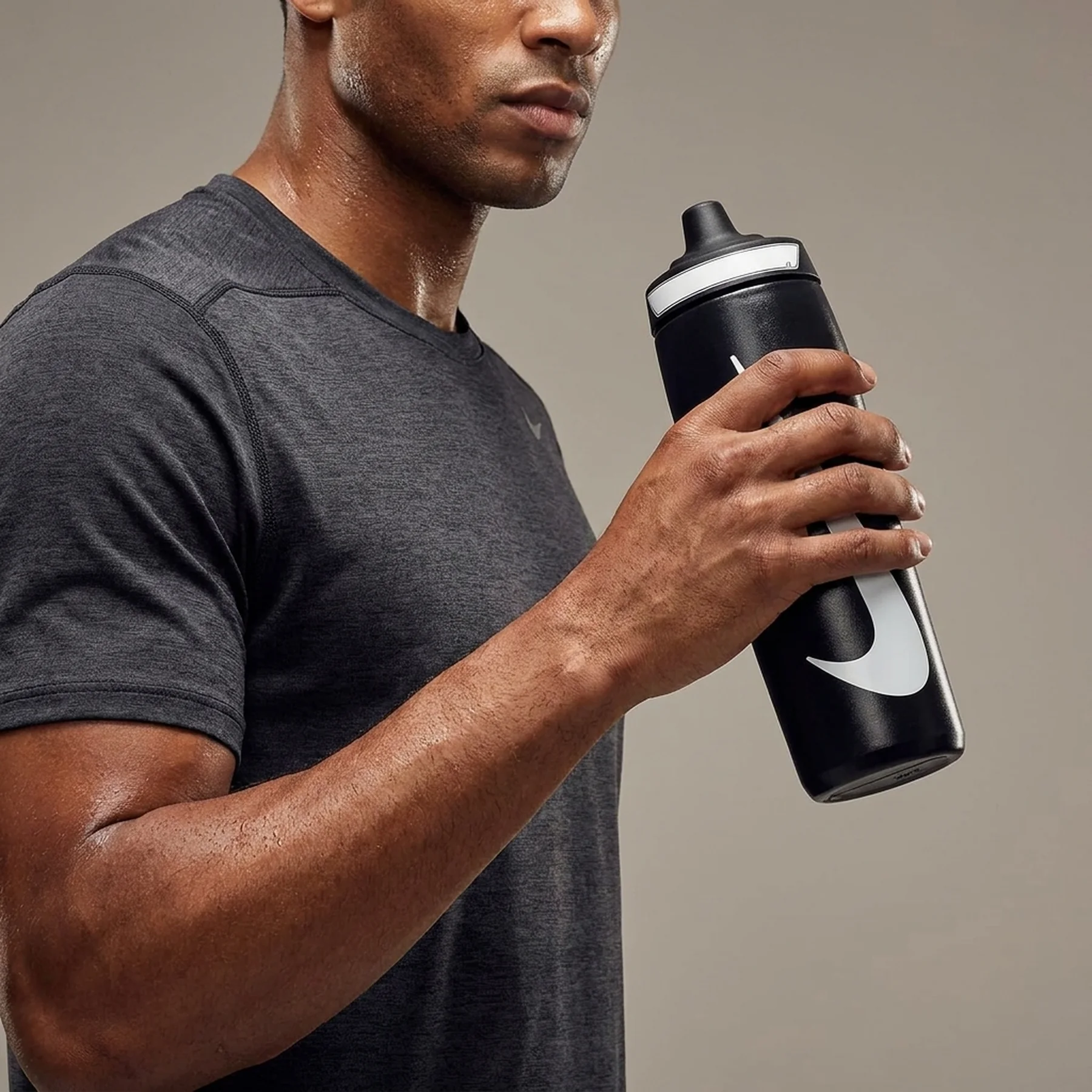 Пляшка для води Nike Refuel Bottle 18 (N.100.7666.091.24)