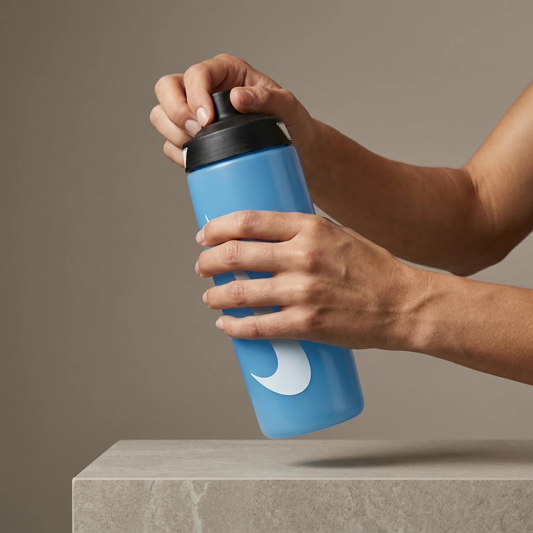 Пляшка для води Nike Refuel Bottle 18 Oz (N.100.7665.422.18)