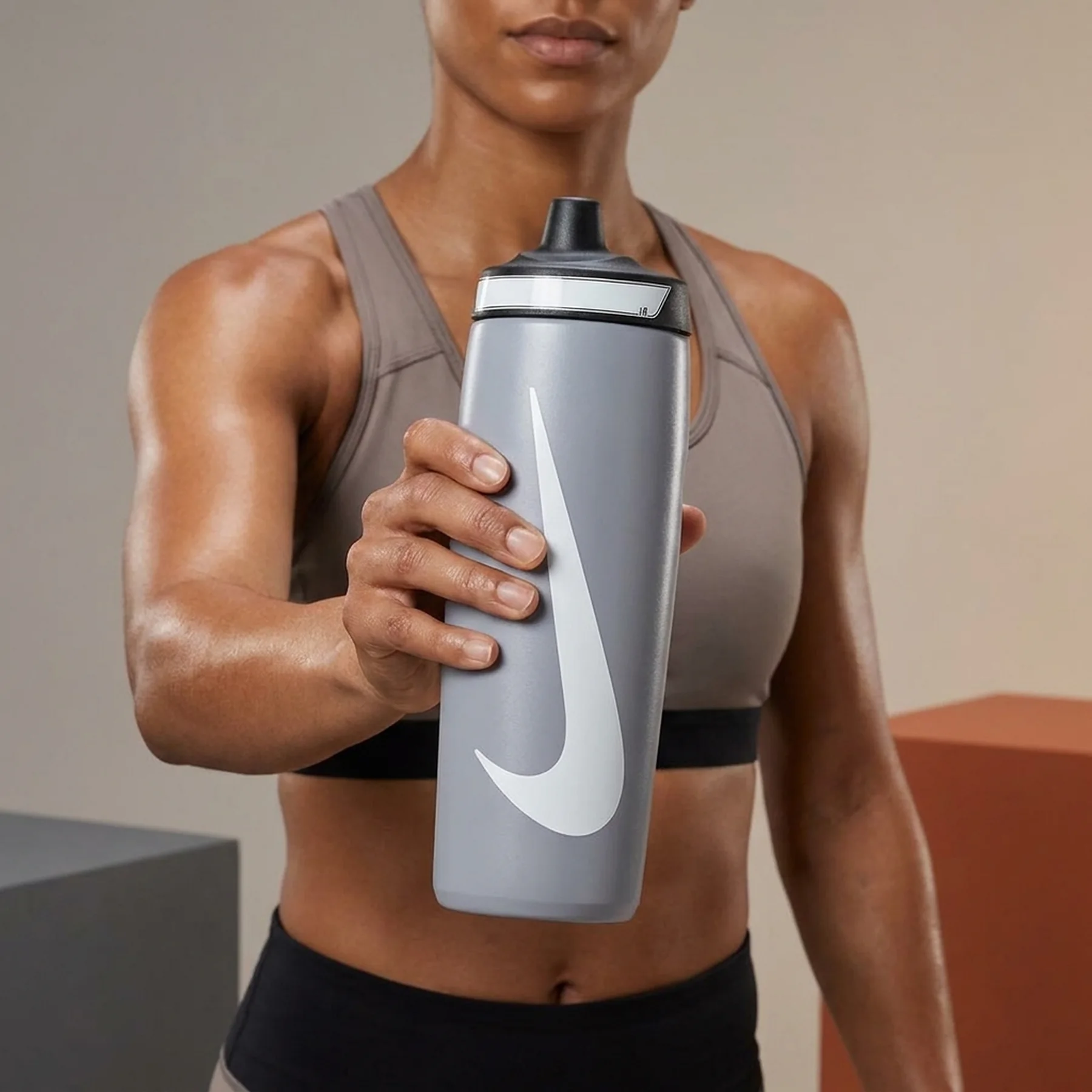 Пляшка для води Nike Refuel Bottle 24 Oz (N.100.7666.086.24)
