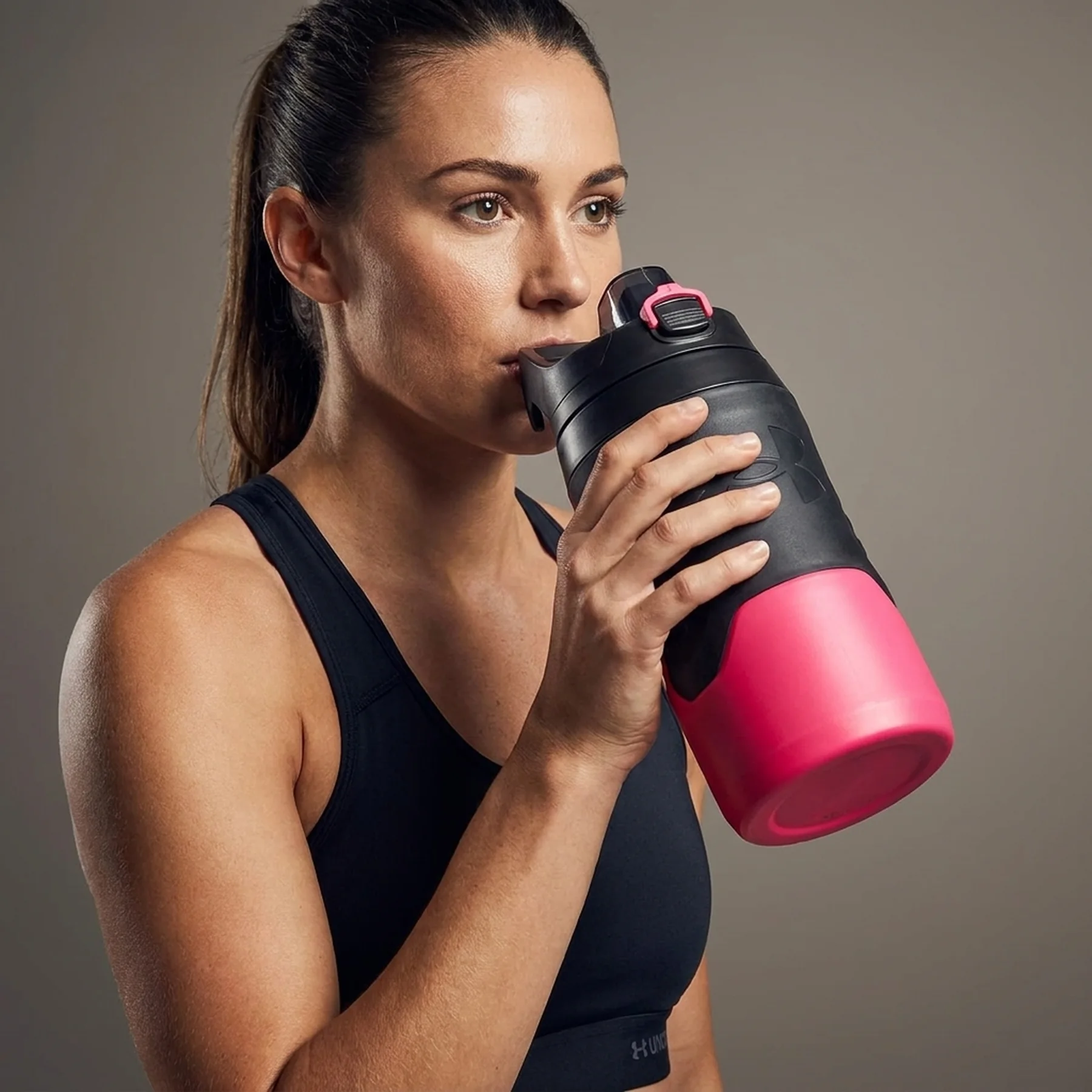 Пляшка для води Under Armour Playmaker Jug 32Oz (UA70890-CER)