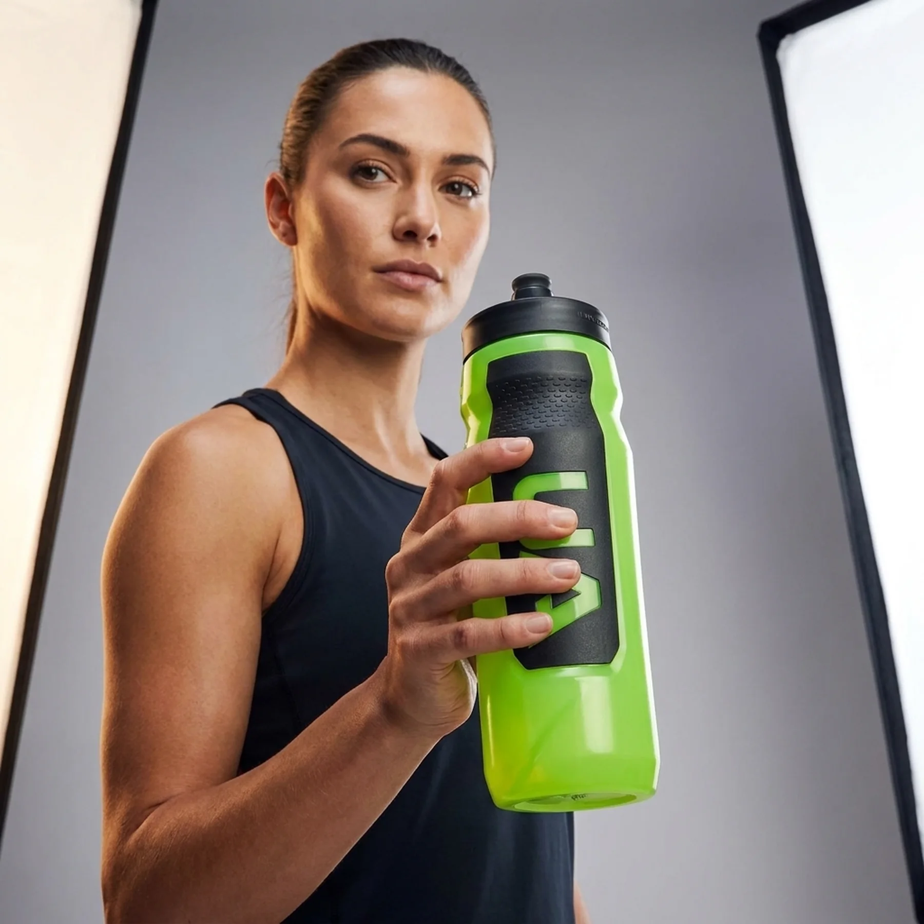 Пляшка для води Under Armour Playmaker Squeeze (UA70320-HVY)