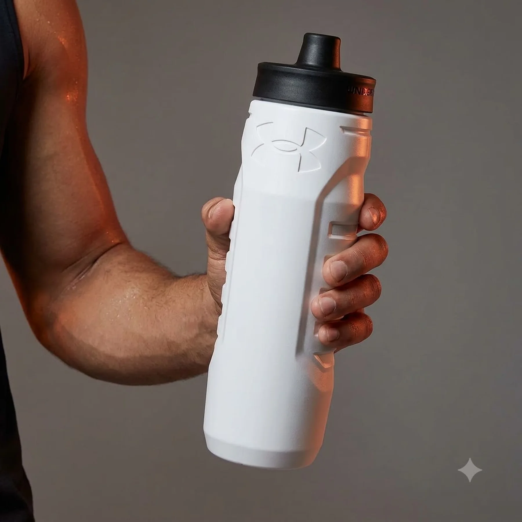 Пляшка для води Under Armour Sideline Squeeze 32Oz (UA70090-90002)