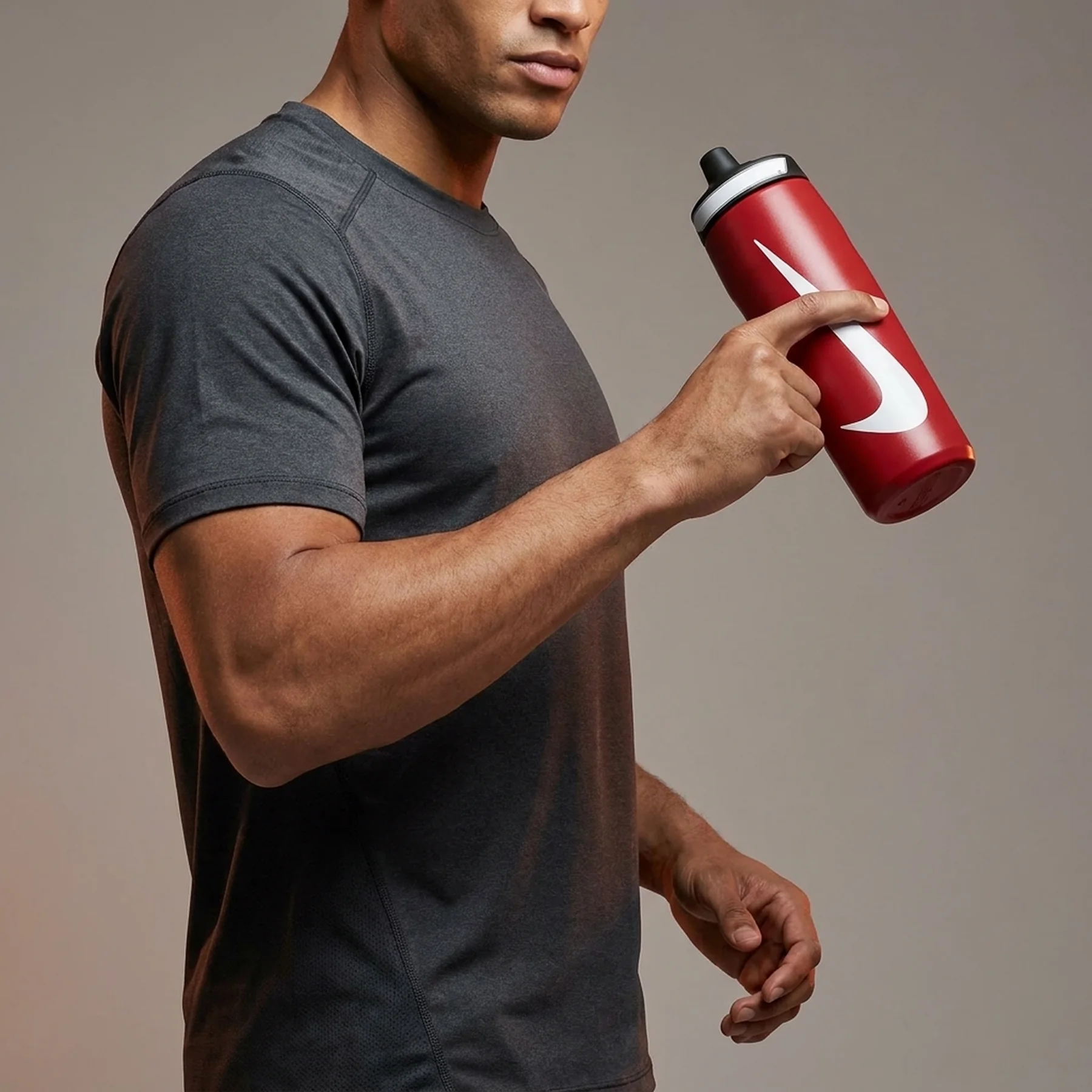 Пляшка Nike REFUEL BOTTLE 24 OZ червоний, чорний, білий Уні 709 мл
