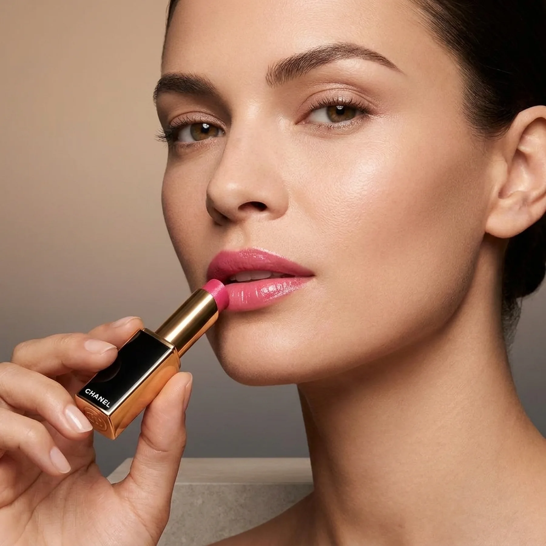 Помада для губ CHANEL Rouge Allure L'extrait Lipstick 2 г 917 Rose Boreal
