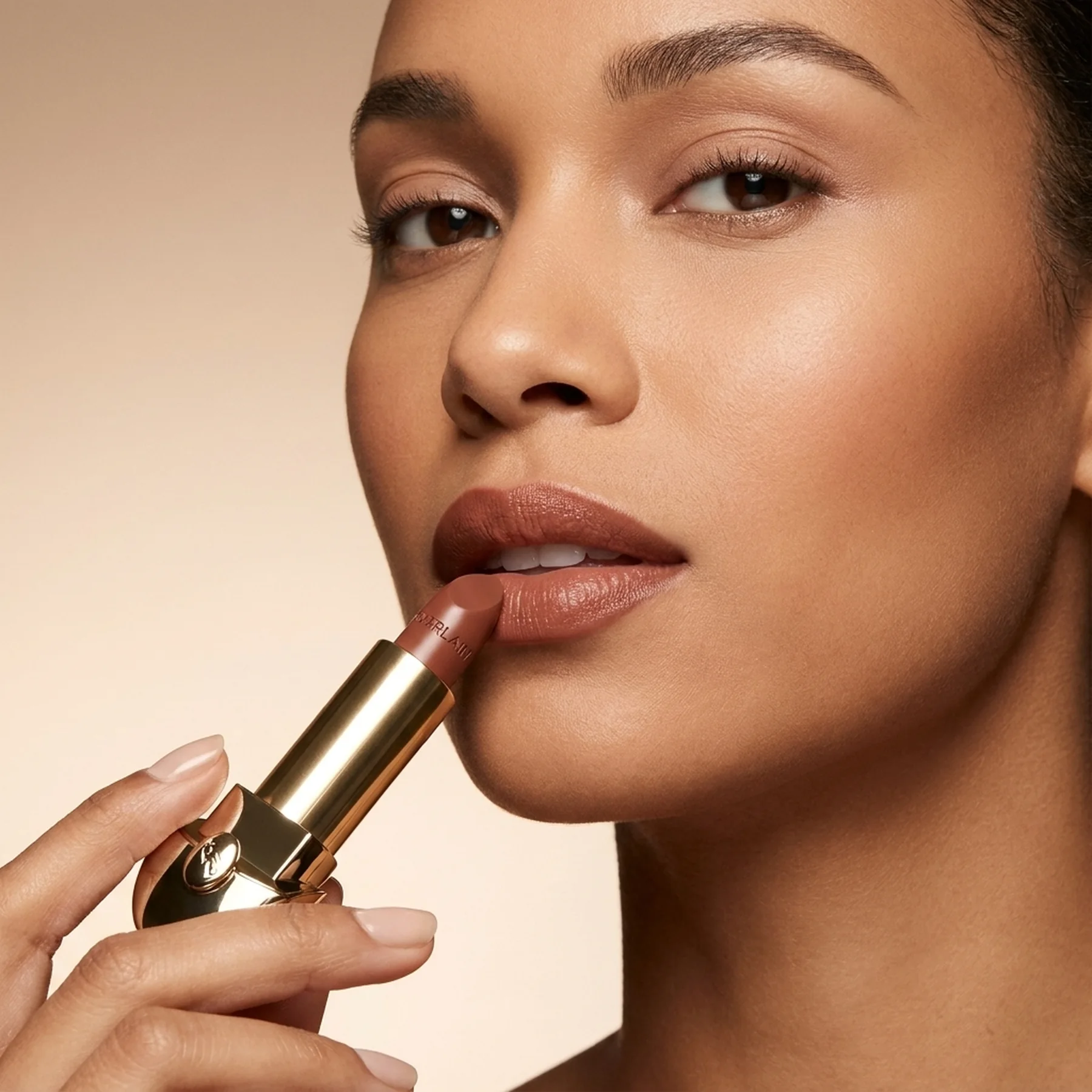 Помада для губ Guerlain Rouge G Care Satin Lipstick 3.5 г 12 Brown Spring