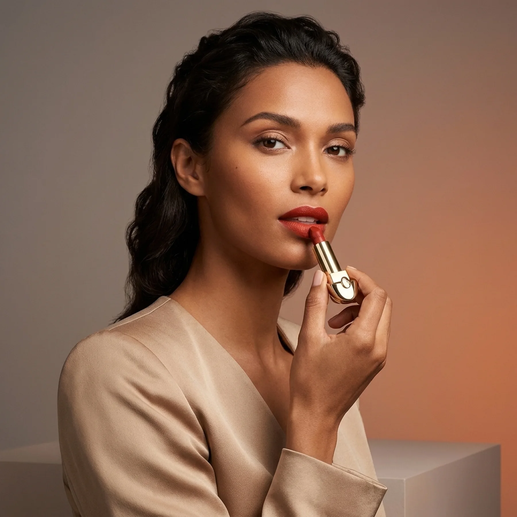 Помада для губ Guerlain Rouge G Care Satin Lipstick 3.5 г 235 Le Rouge Sienne