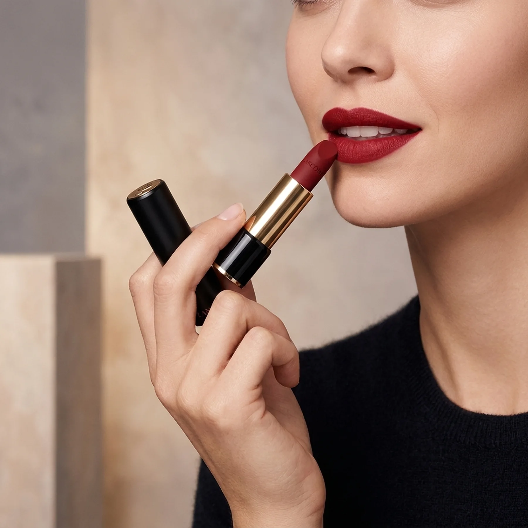 Помада для губ Lancome L'Absolu Rouge Drama Matte Refillable Lipstick 3.6 мл 82