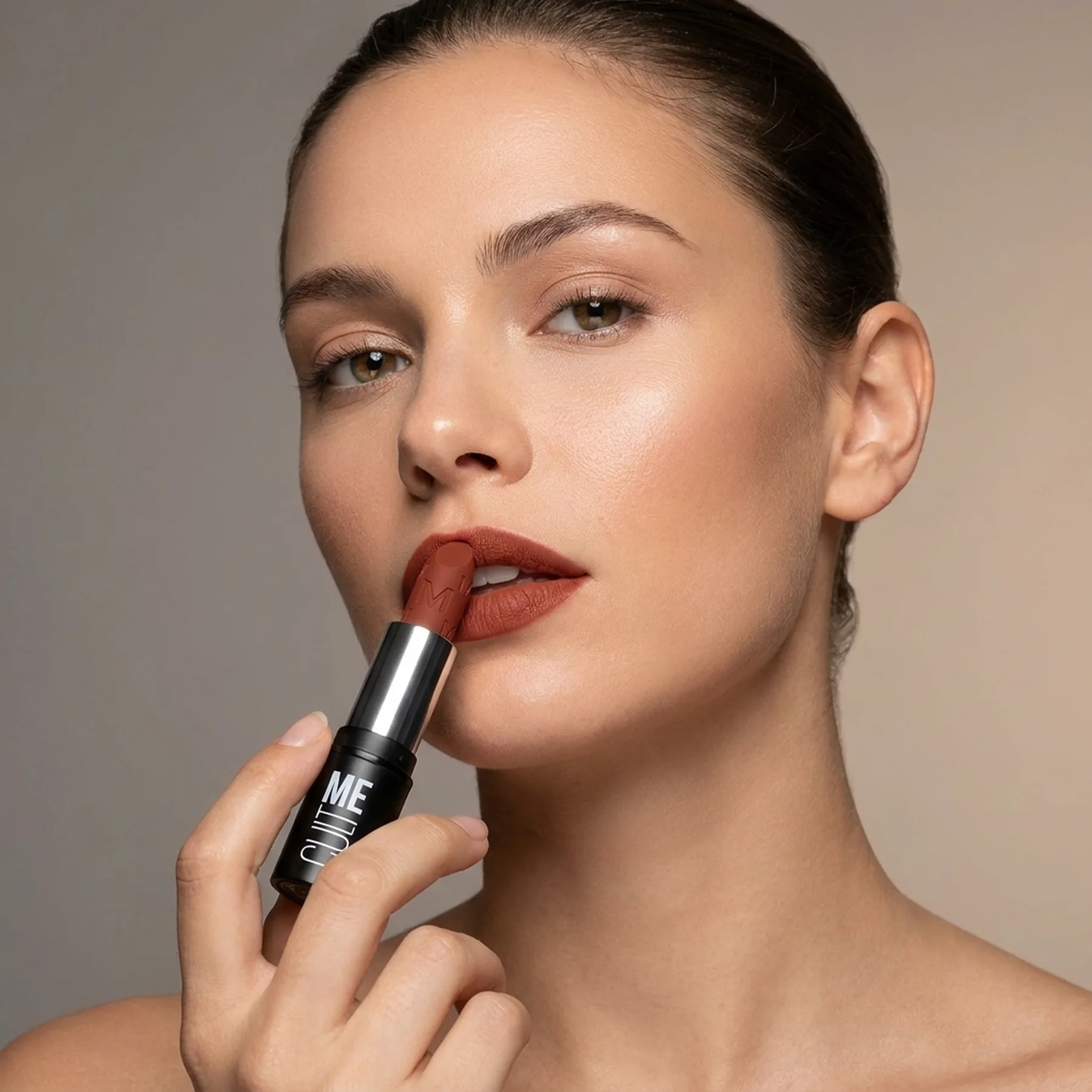 Помада для губ MESAUDA Cult Matte Lipstick 3.5 мл 208 Temptation