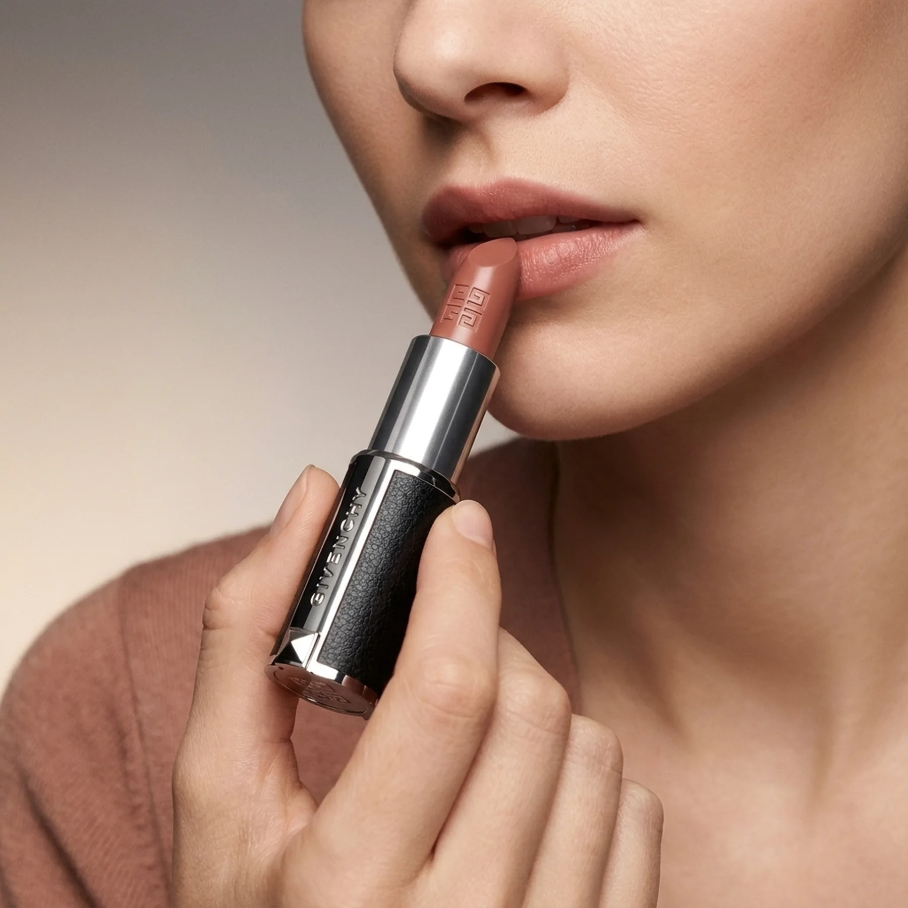 Помада Givenchy Le Rouge Interdit Satin Lipstick 117 Nude Erable