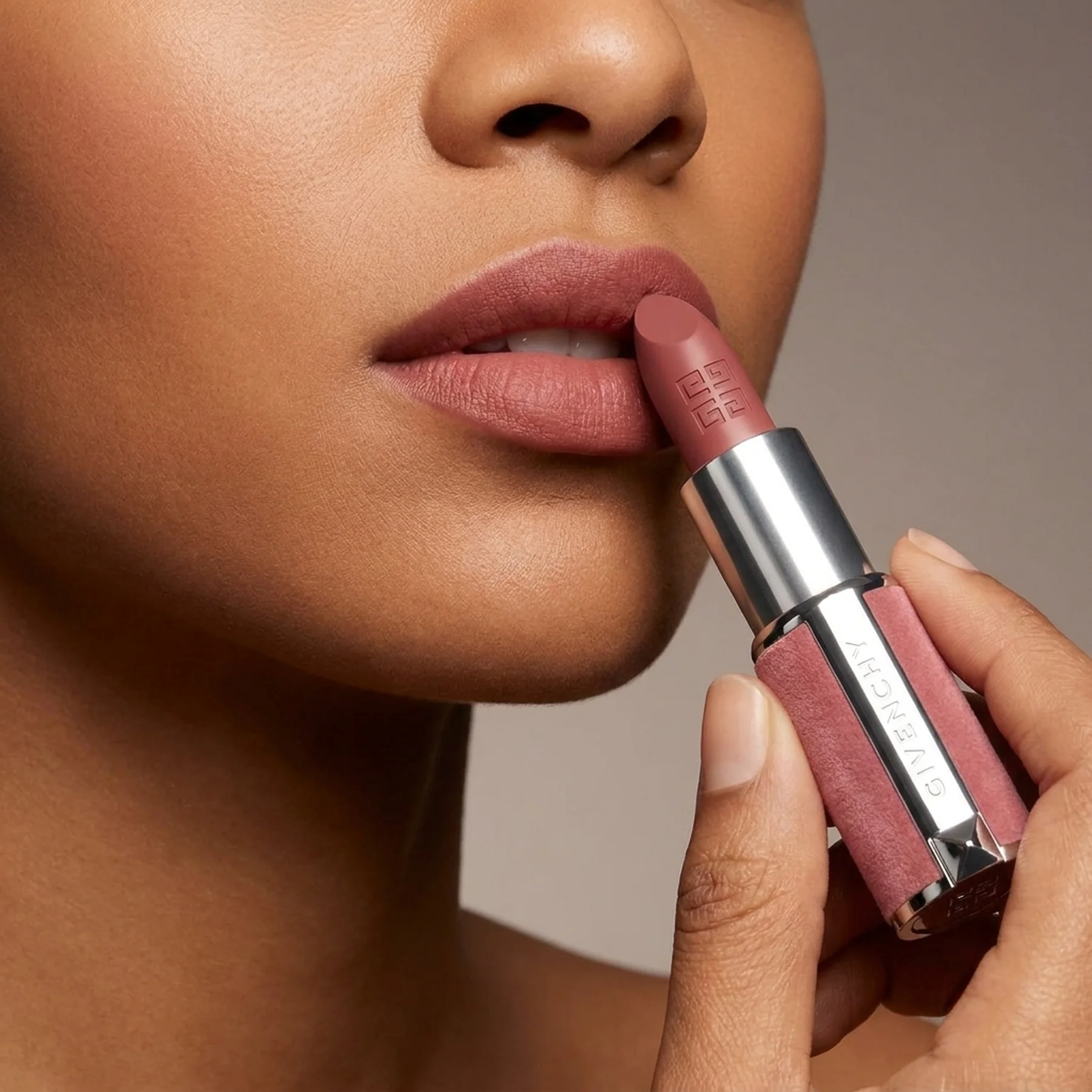 Помада Givenchy Le Rouge Sheer Velvet 16 NUDE BOISE