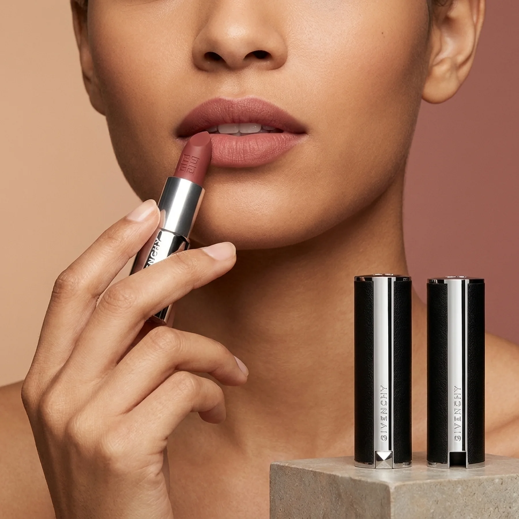 Помада Givenchy Le Rouge Velvet Matte Long-Lasting Lipstick 2.3 г N03 CHIFFON CRUSH