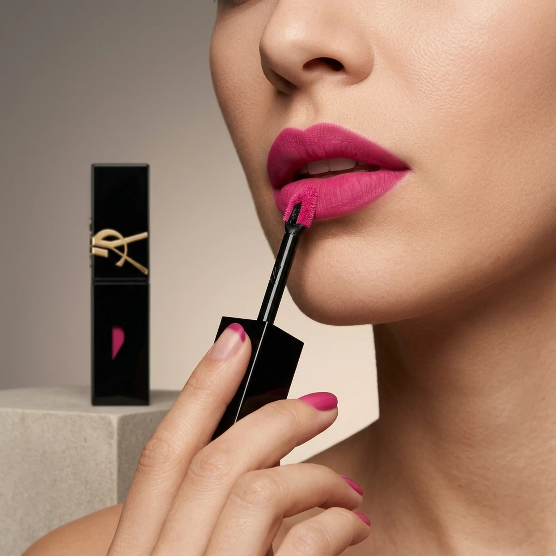 Помада Yves Saint Laurent The Inks Blur 5.5 мл 222 Spinning Fuchsia