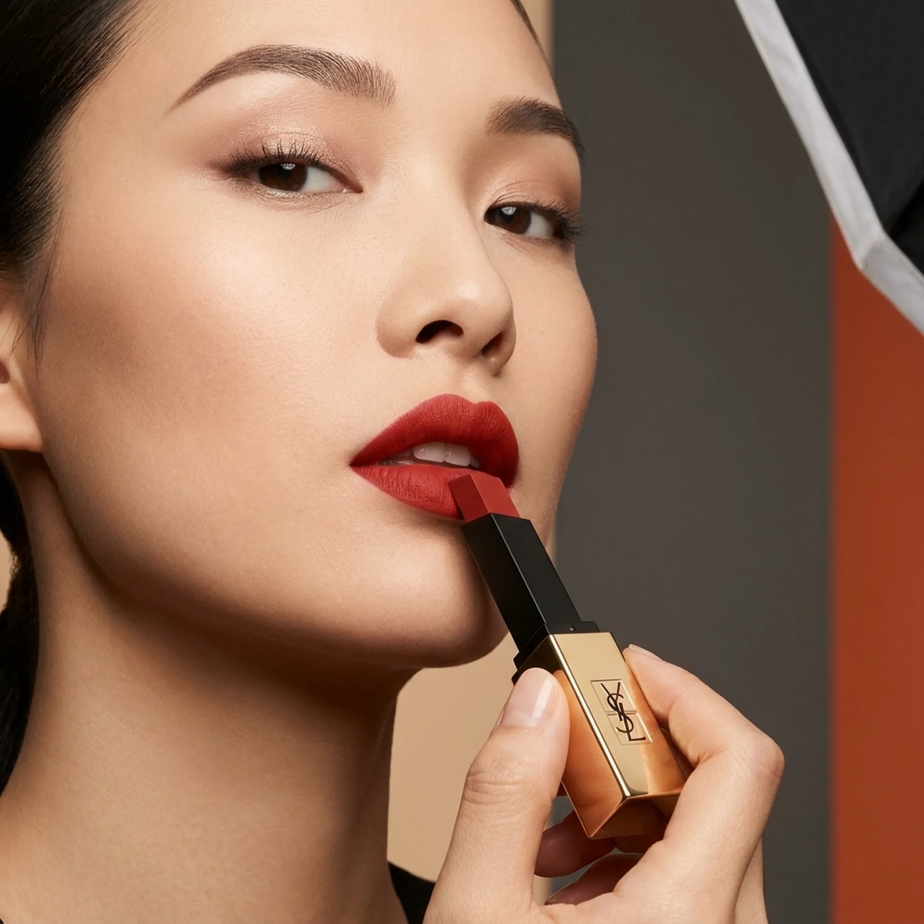 Помада Yves Saint Laurent Rouge Pur Couture The Slim 2.2 г 31