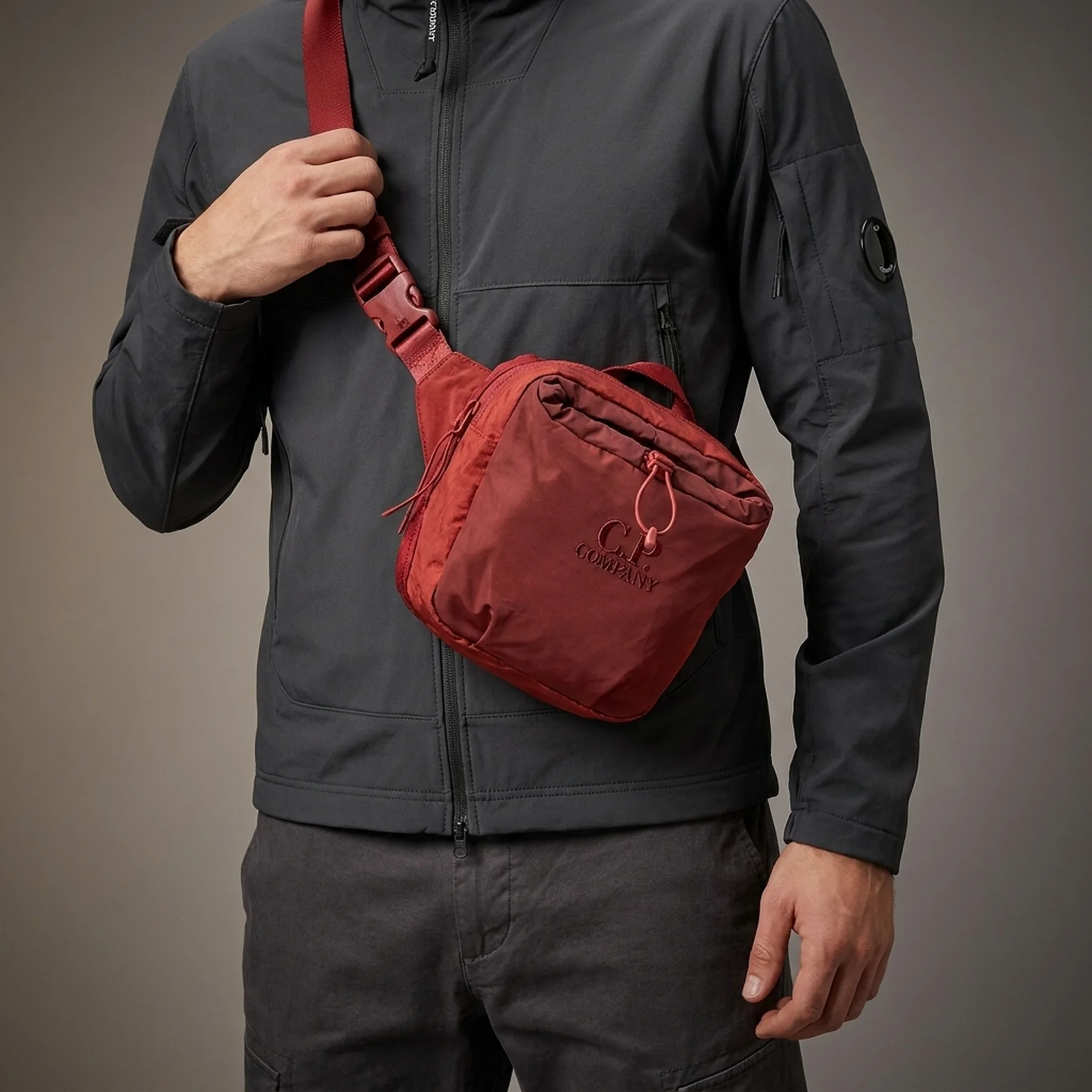 C.P. COMPANY CHROME-R BELT BAG red