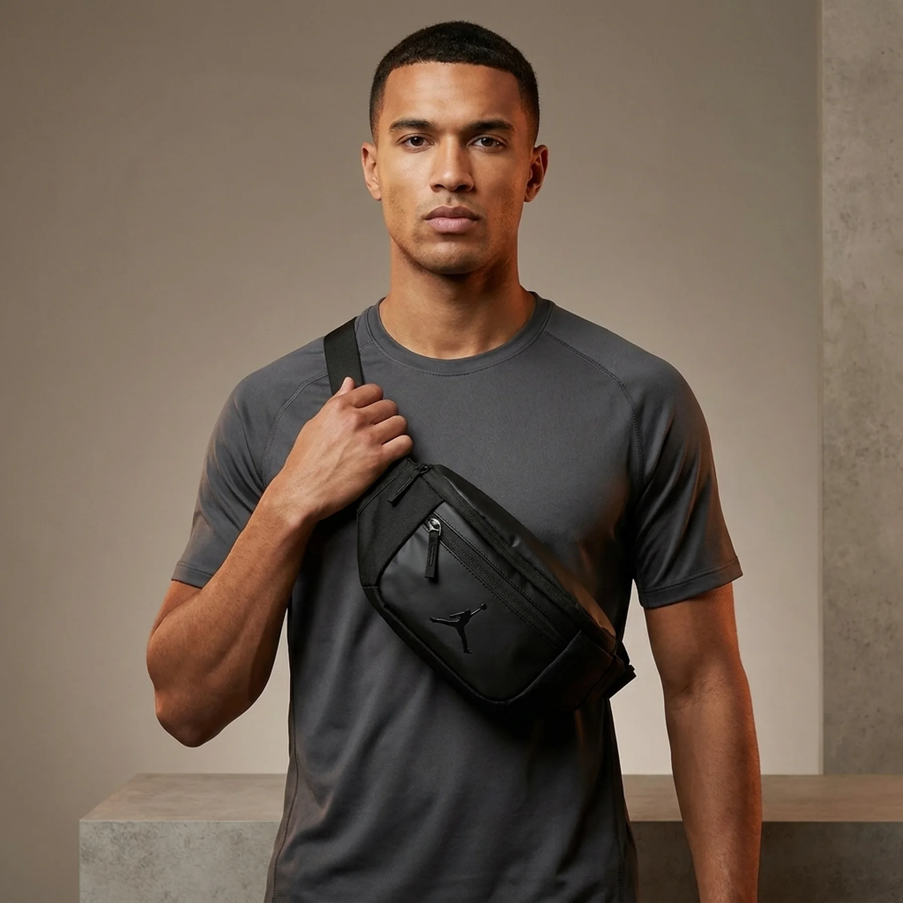 Сумка через плече Jordan Franchise Hip Bag (MA9041-023)