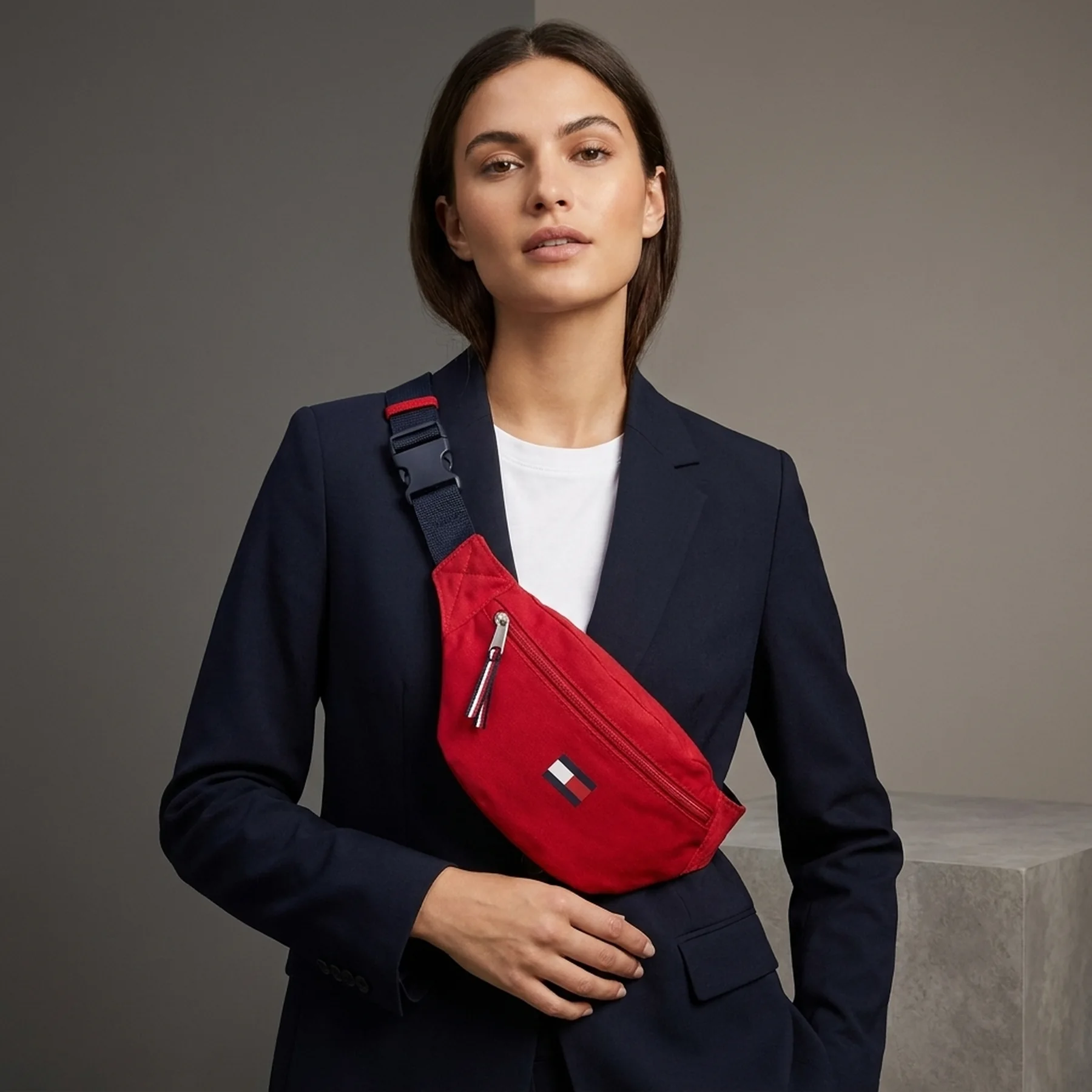 Поясна сумка Tommy Hilfiger бананка 1159811182 (Червоний, One size)