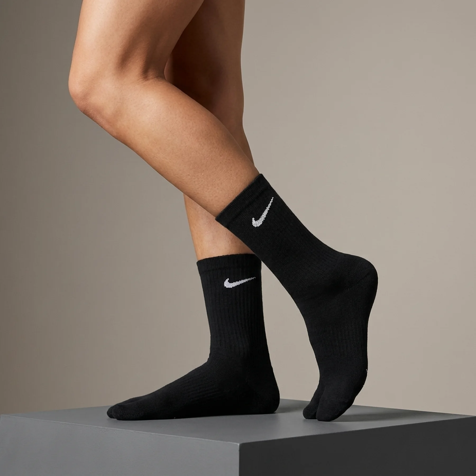 Шкарпетки Nike Everyday Plus Lightweight (DX1158-010)