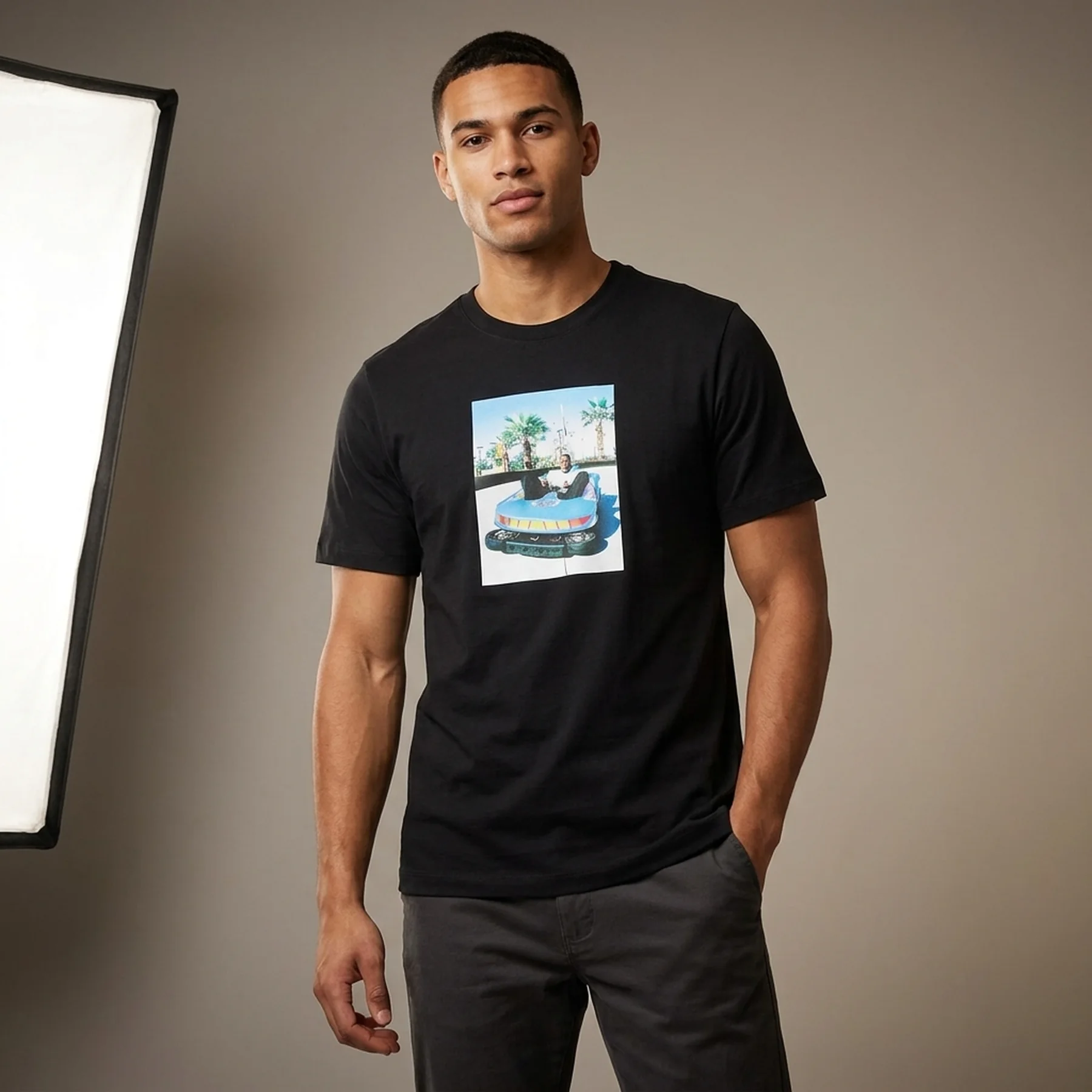 Футболка чоловіча Nike Photo Black (HJ2401-010)