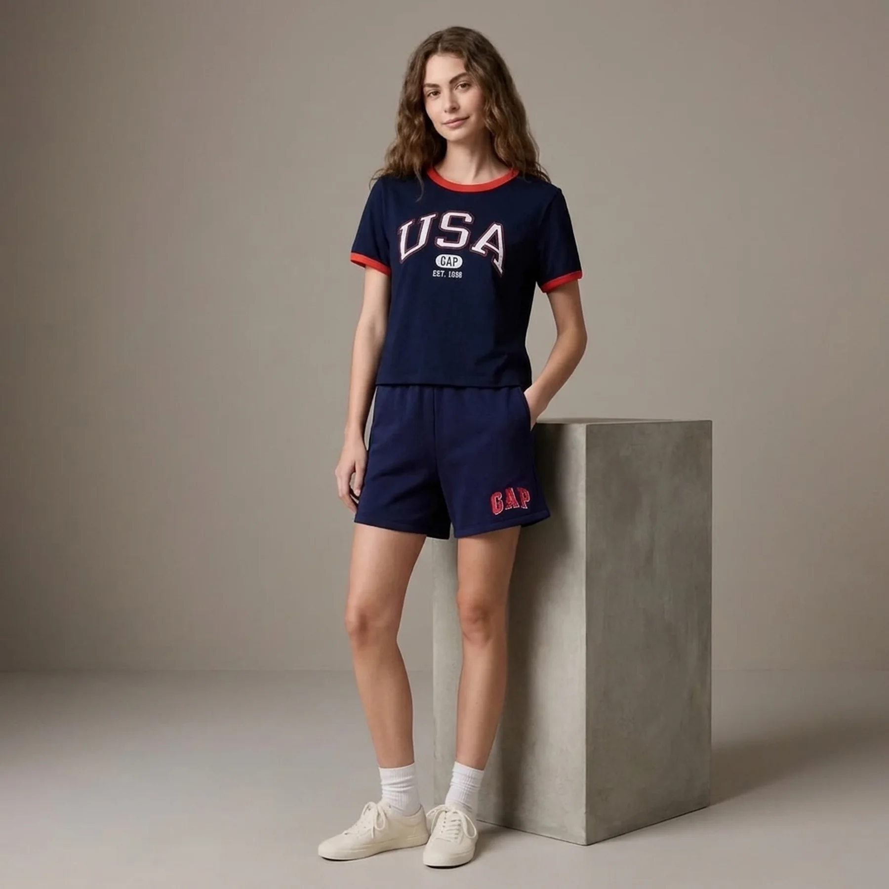 Жіночий костюм для спорту та відпочинку GAP футболка та шорти на флісі 1159859461