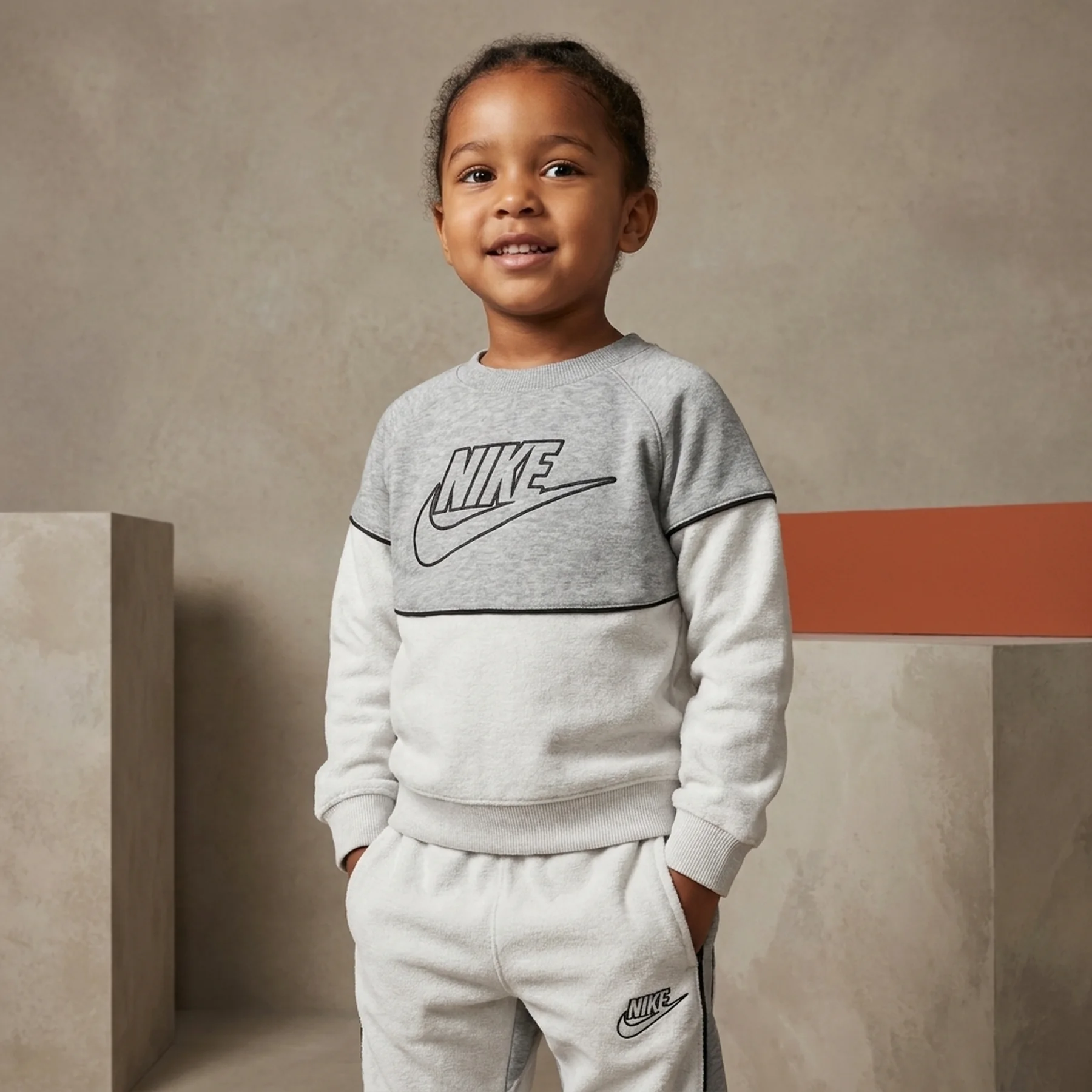 Спортивний костюм дитячий Nike Sportswear Amplify French Terry Crew Set (86L198-042)
