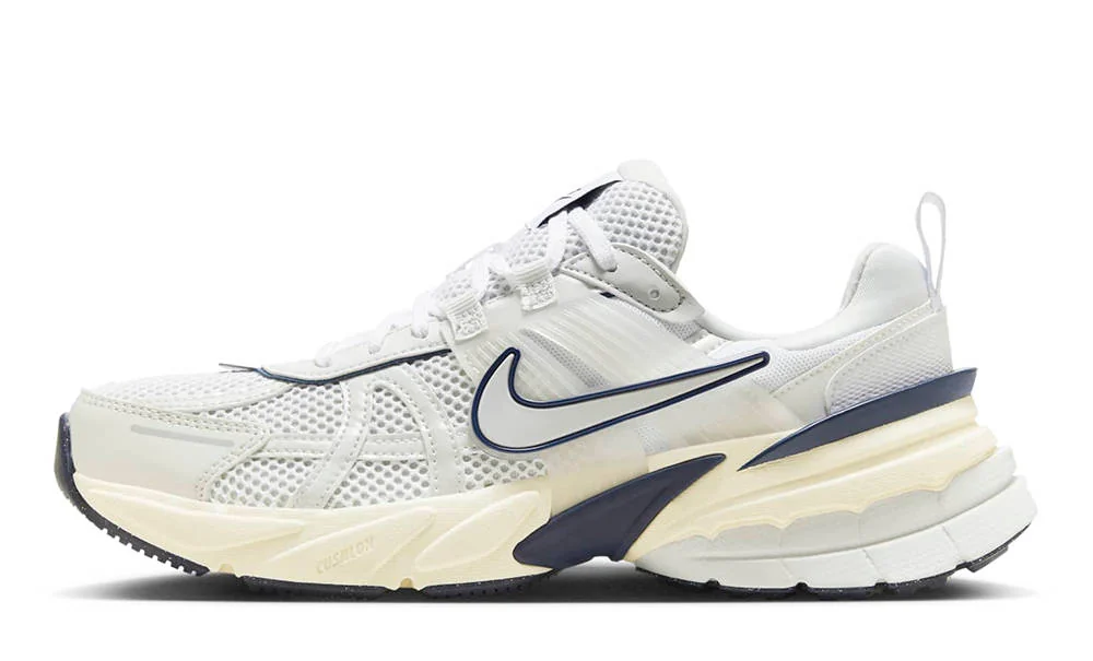 Кросівки чоловічі Nike Runtekk “Summit White Llic Silver’‘ (FD0736-102)