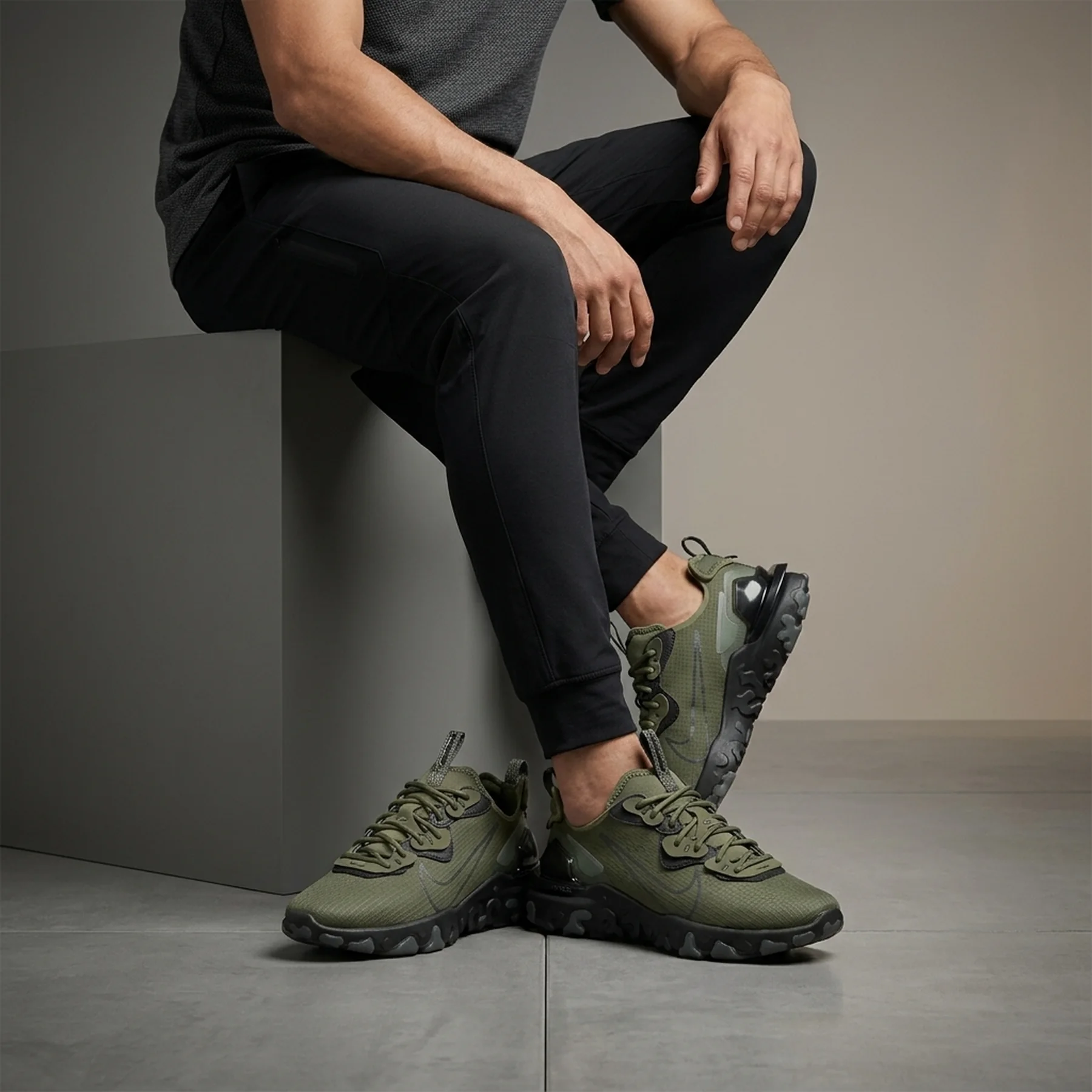 Кросівки чоловічі Nike React Vision