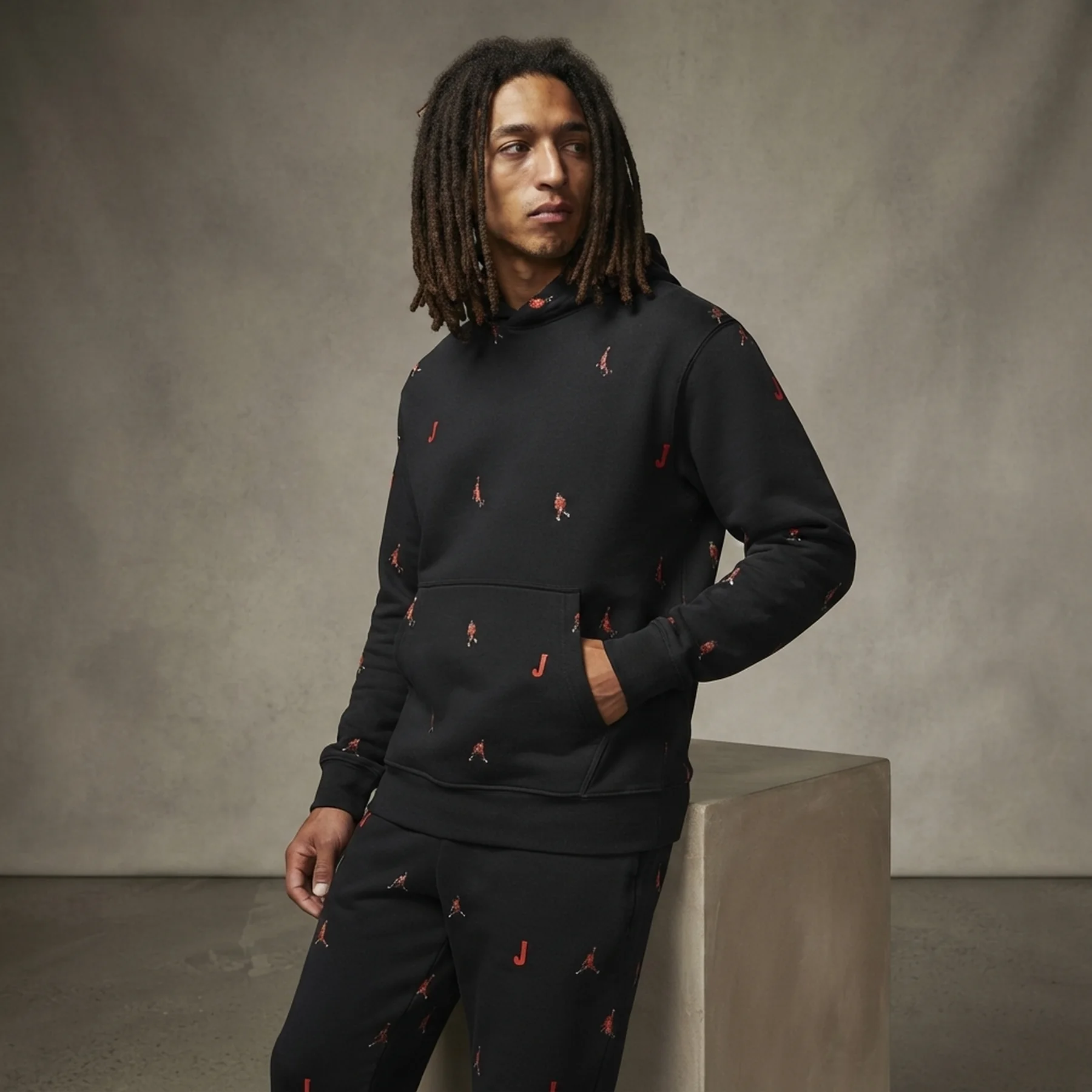 Кофта чоловіча Jordan Essentials Printed Fleece S (DV9392-010)