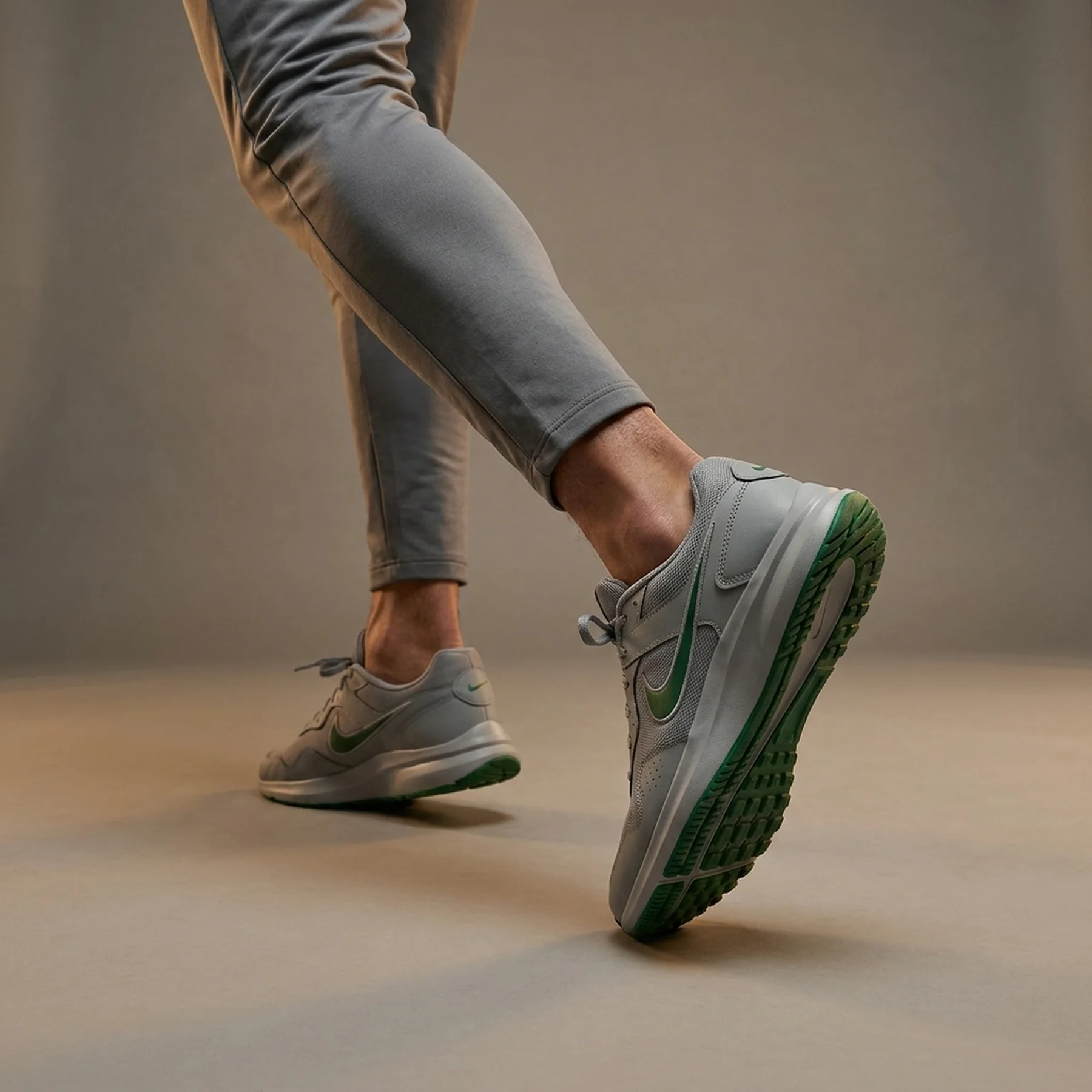 Чоловічі кросівки NIKE M METRO TEK HM9493-007