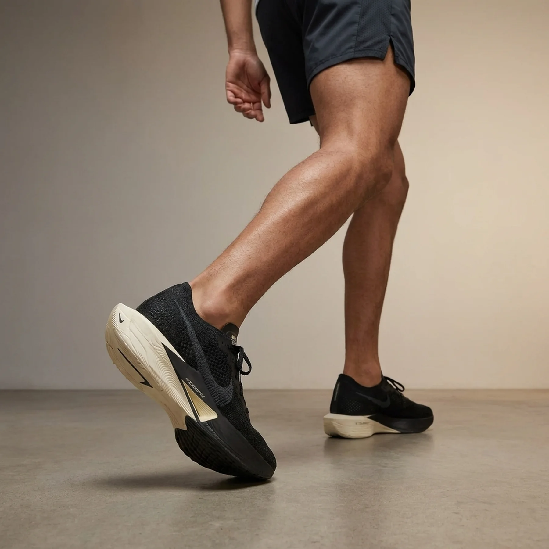Кросівки чоловічі Nike Zoomx Vaporfly Next 3% (HV6351-001)