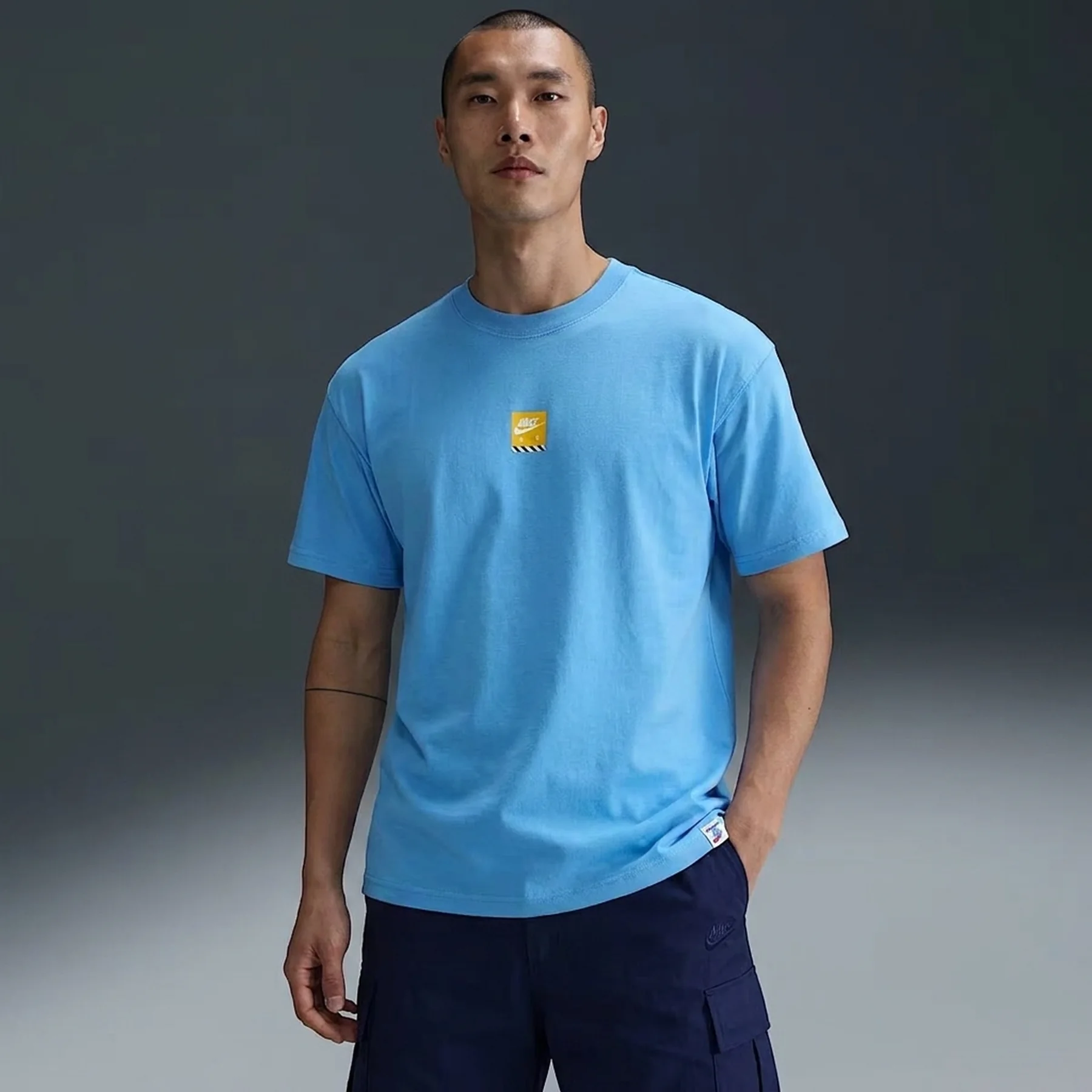 Футболка чоловіча Nike Sportswear Max90 T-Shirt HJ0768-412