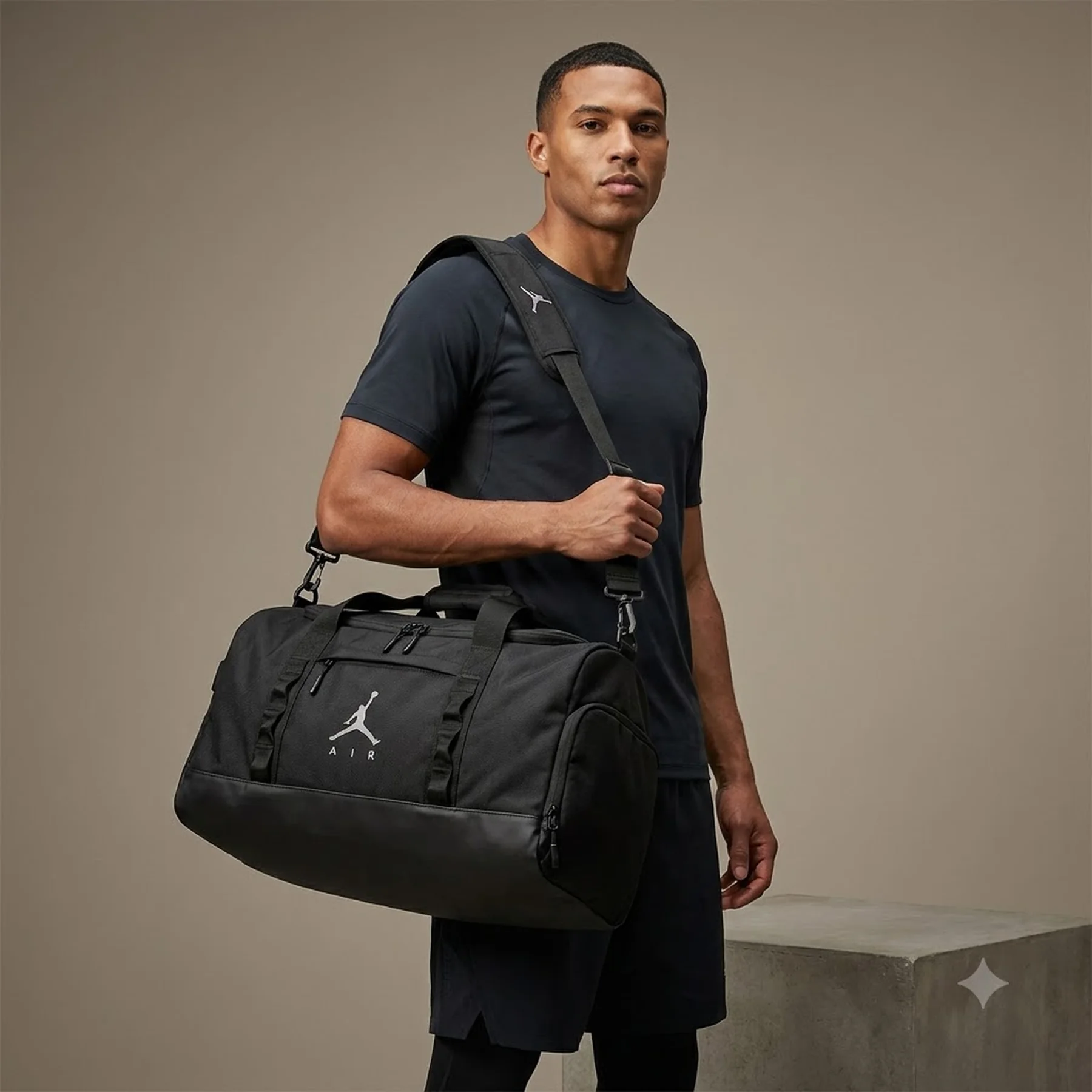 Сумка Nike Jam Element Duffle 46L чорний Чол 55 x 30 x 30 см (LM9196-023)