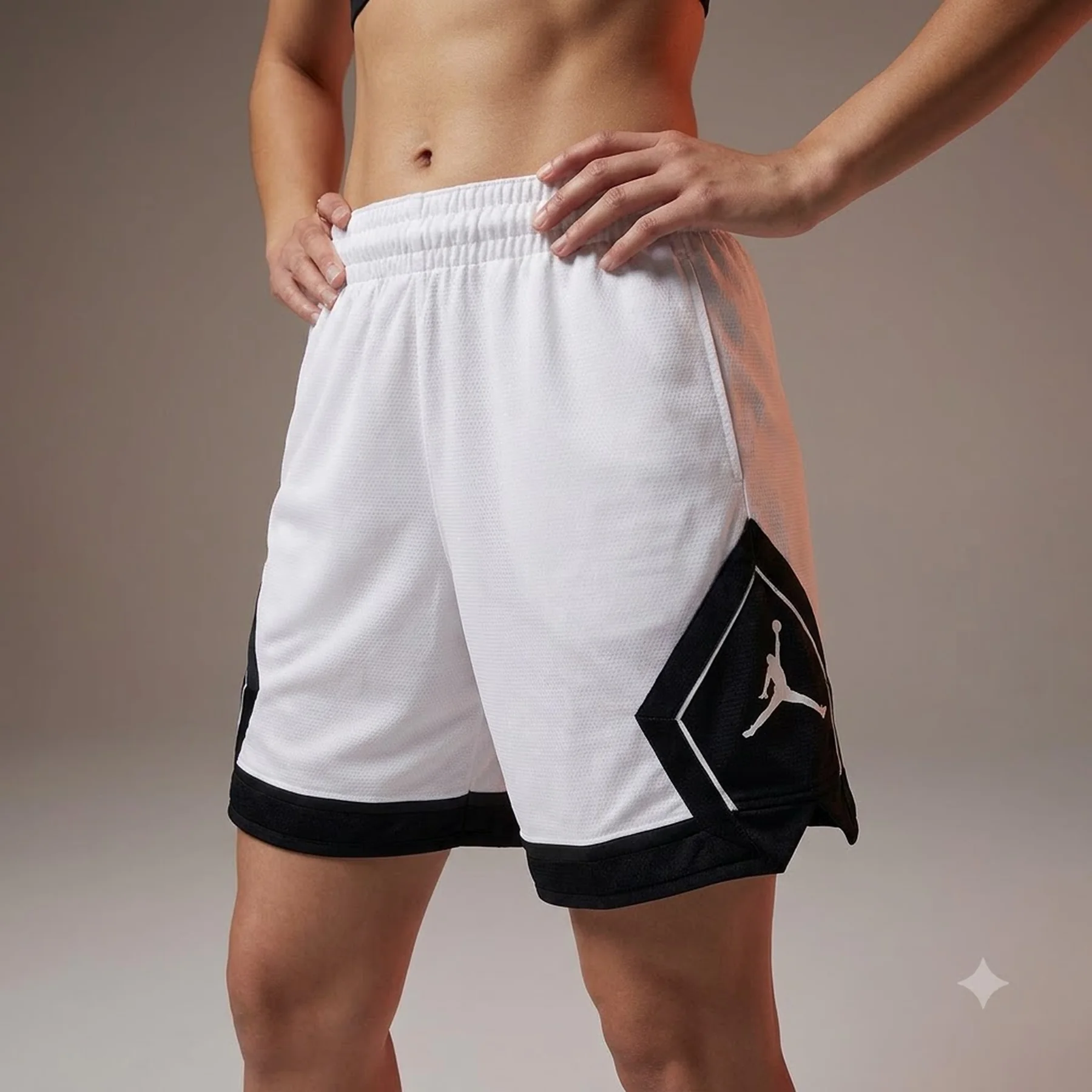 Шорти жіночі Nike W J Spt Dmnd Short 4 White (FN5134-101)