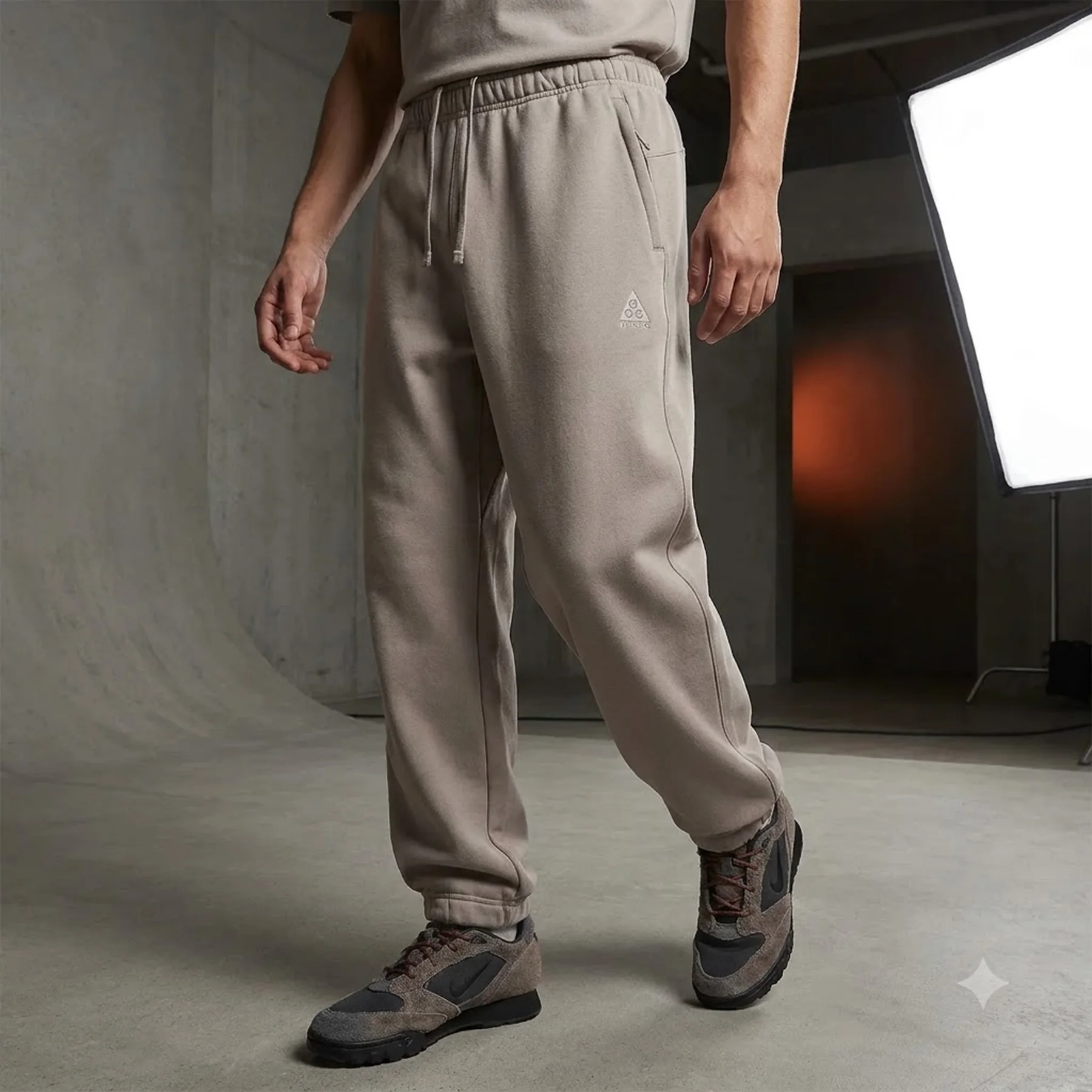 Штани Nike ACG