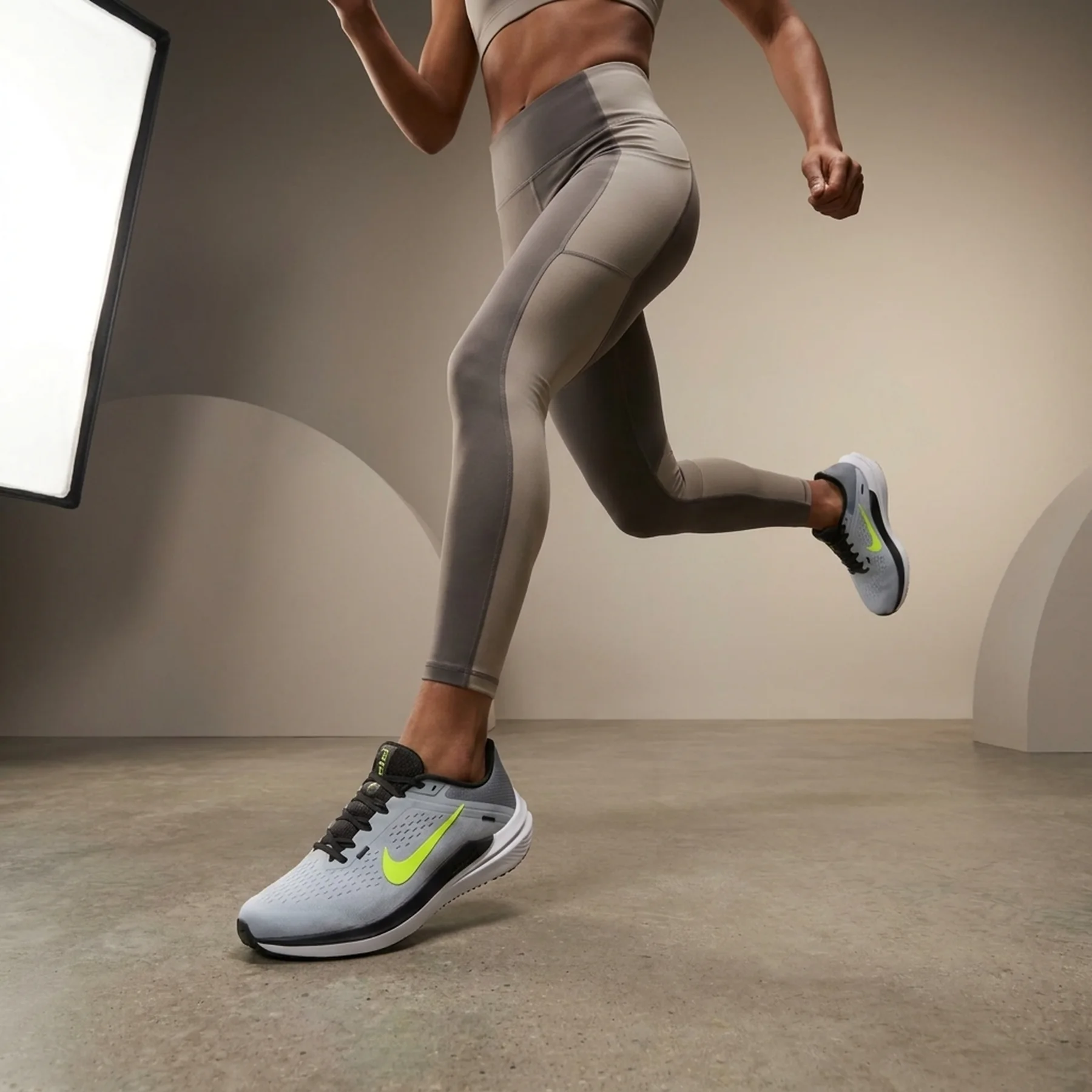 Кросівки унісекс Nike Winflo 10 (DV4022-007)